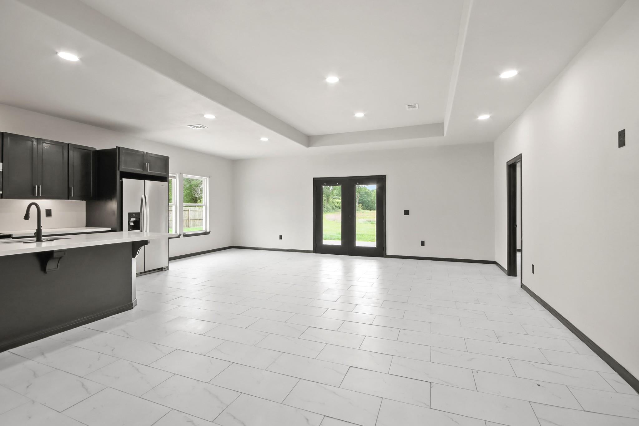 131 S Tyler Road Property Photo 4