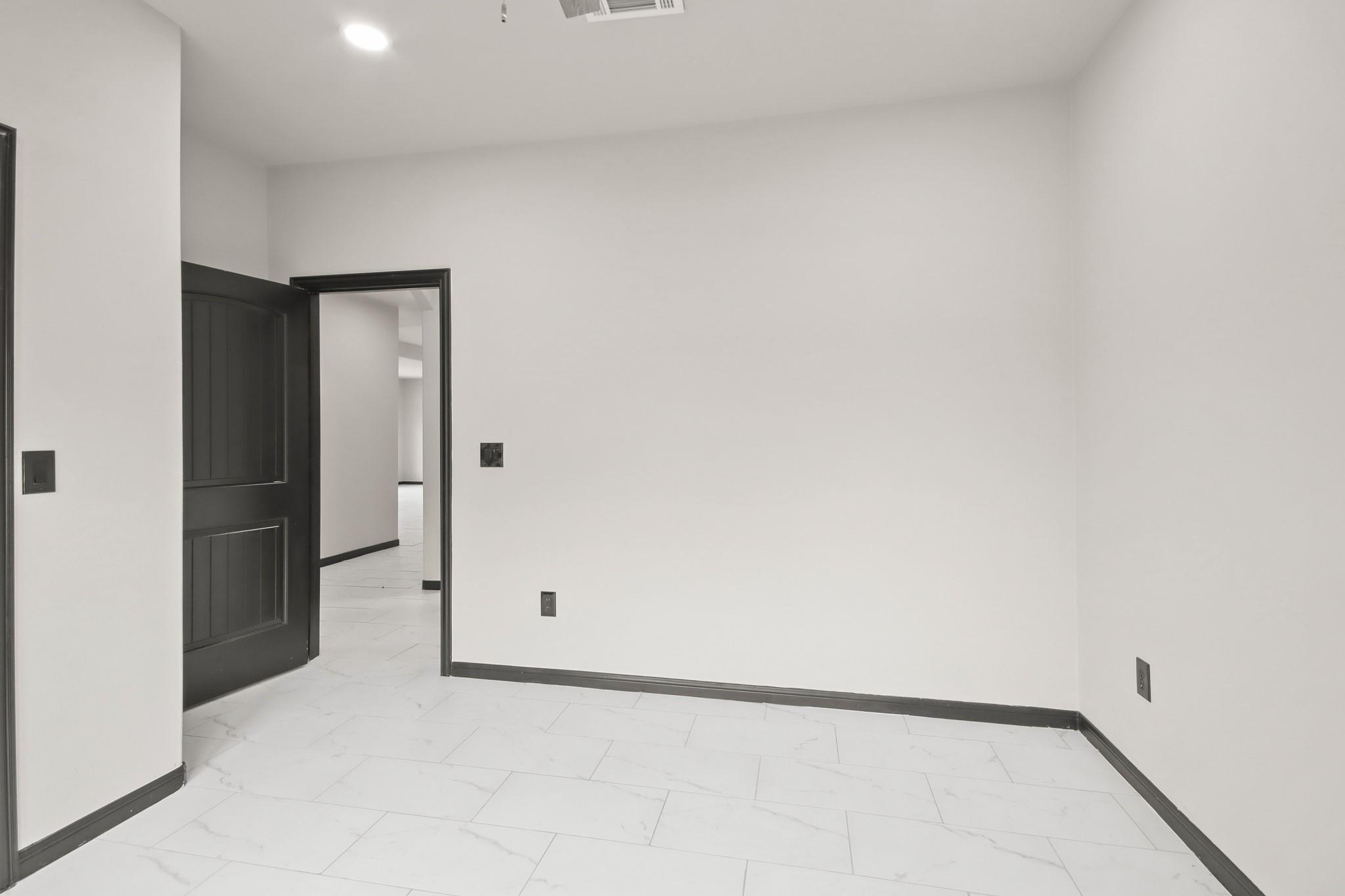 131 S Tyler Road Property Photo 16
