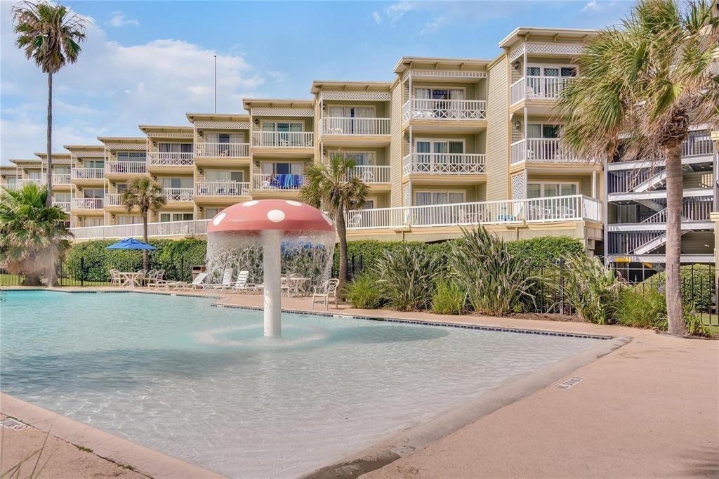 6300 Seawall Boulevard 5105 Property Photo 6