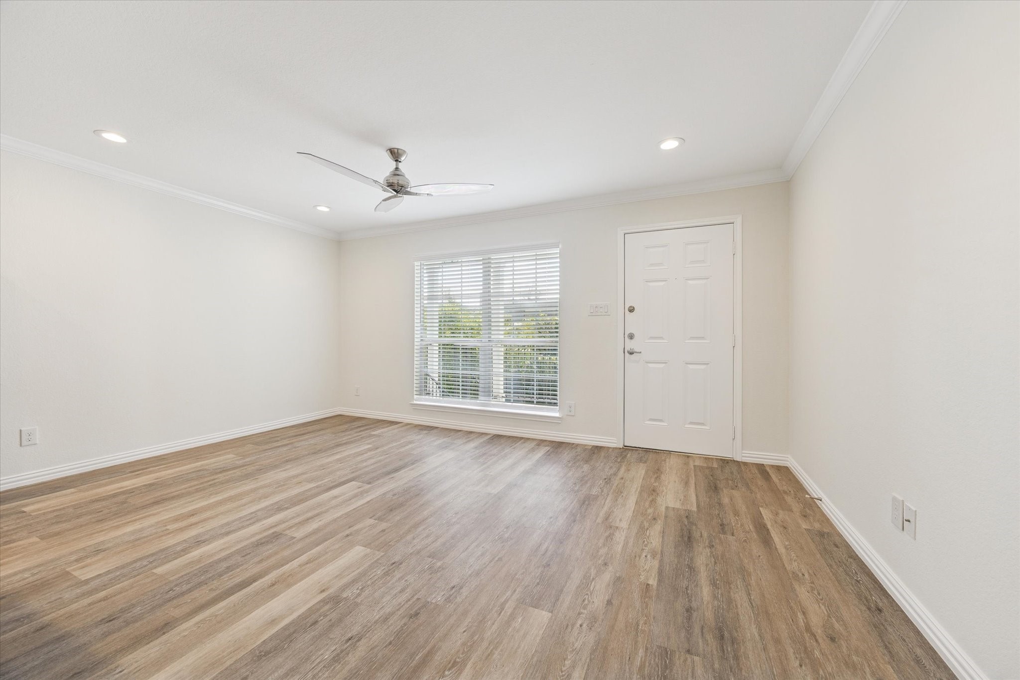 300 Pecore Street 17 Property Photo 2