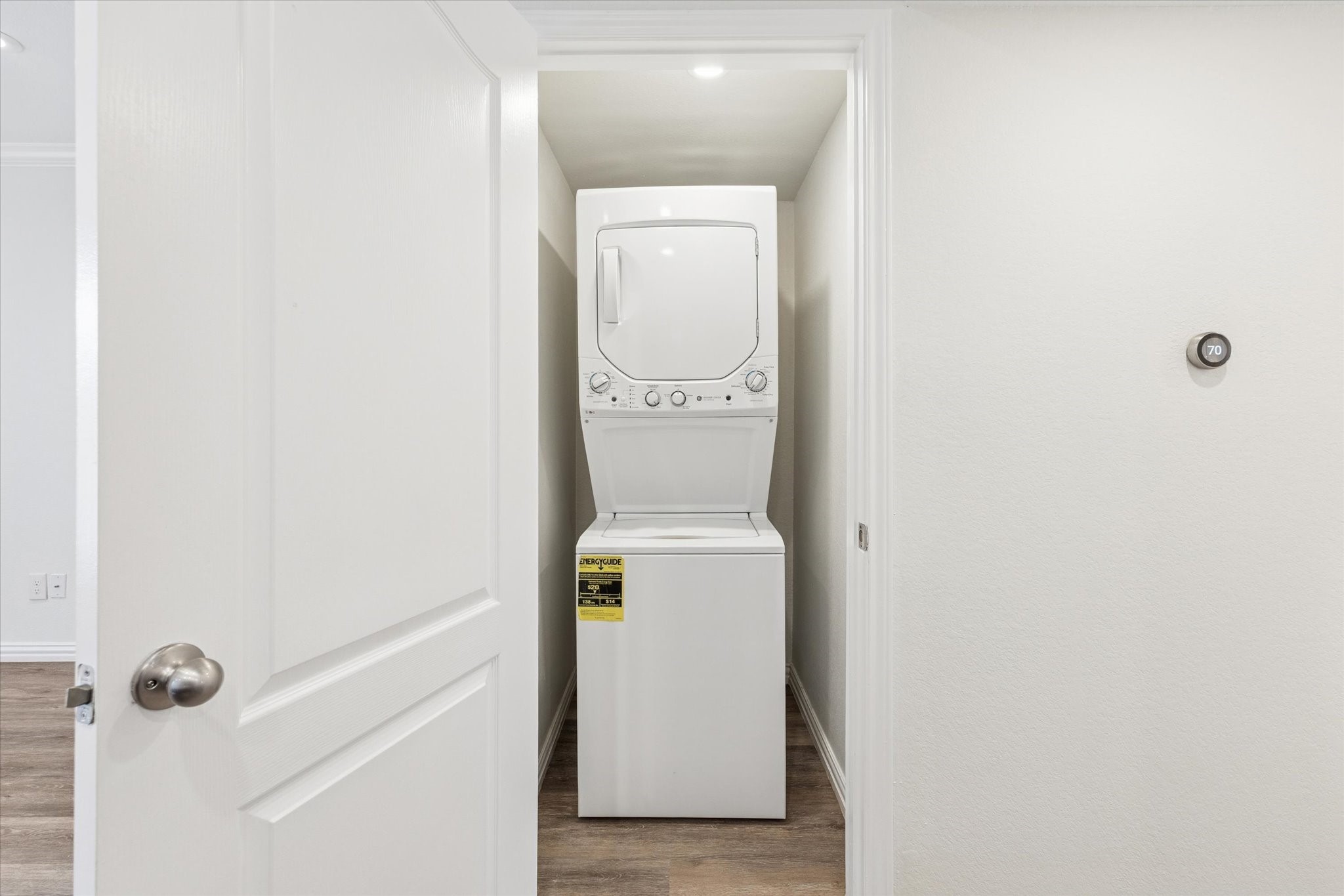300 Pecore Street 17 Property Photo 9