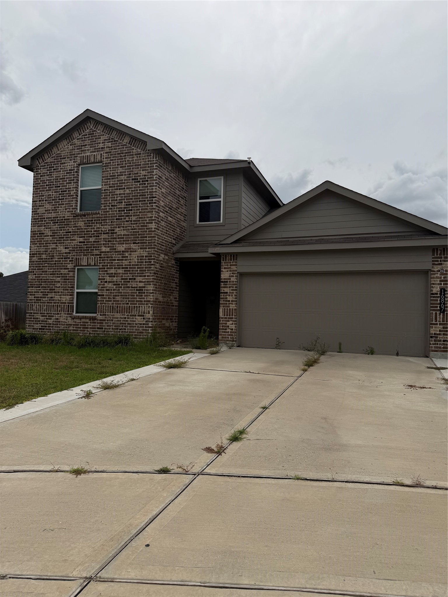 16867 Twisted Needle Drive Property Photo 1