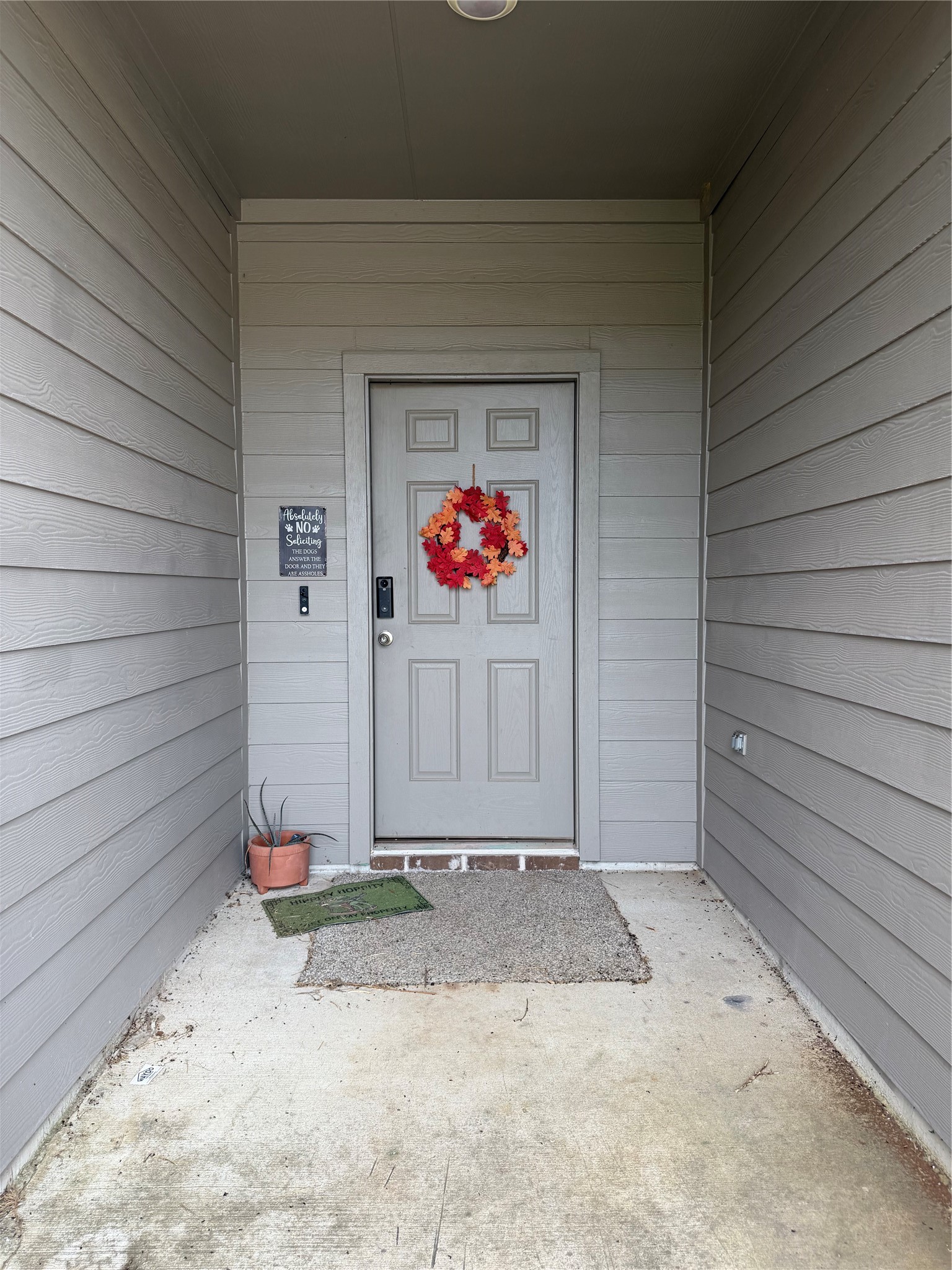 16867 Twisted Needle Drive Property Photo 3