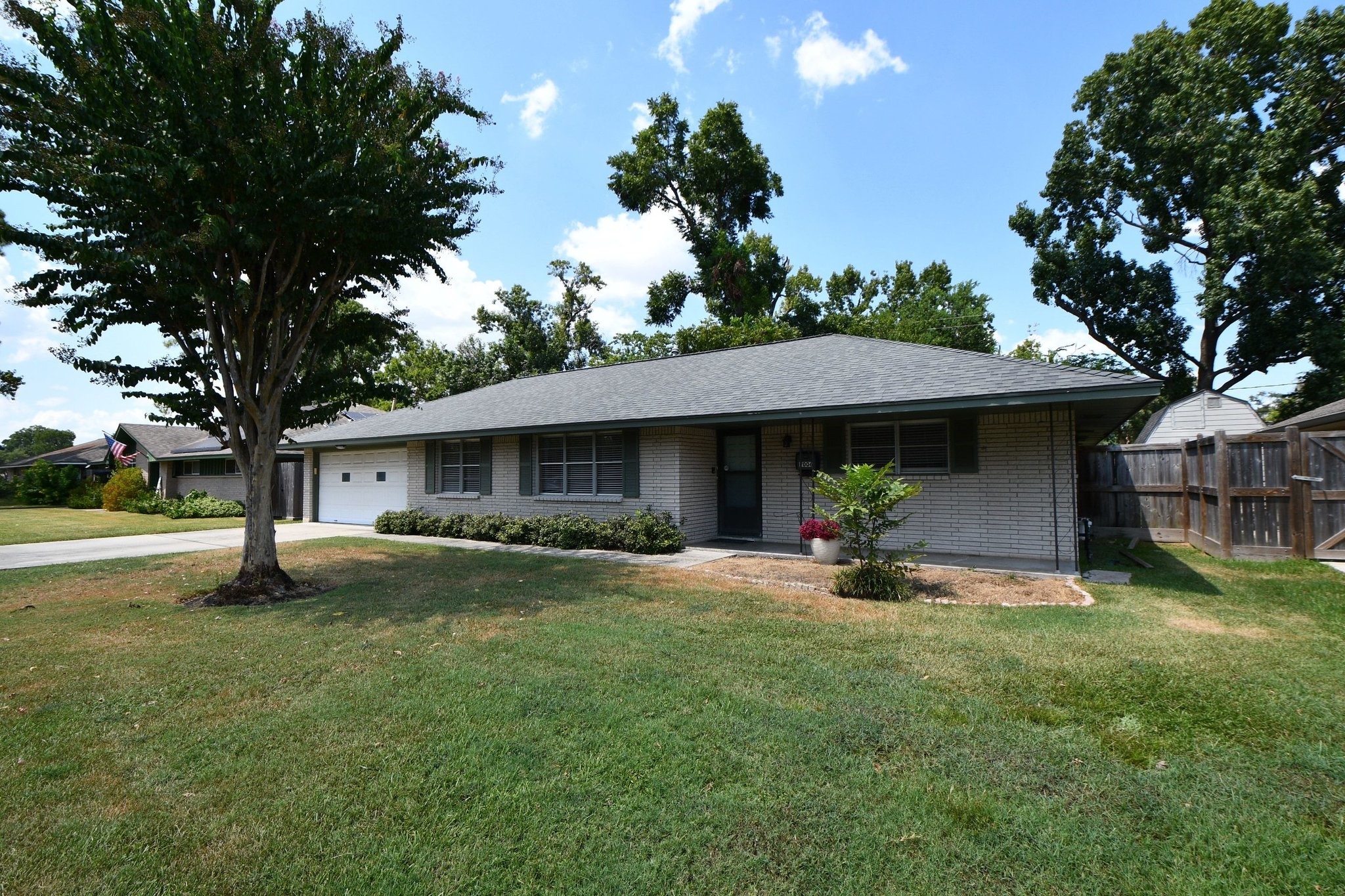 9006 Railton Street Property Photo 1