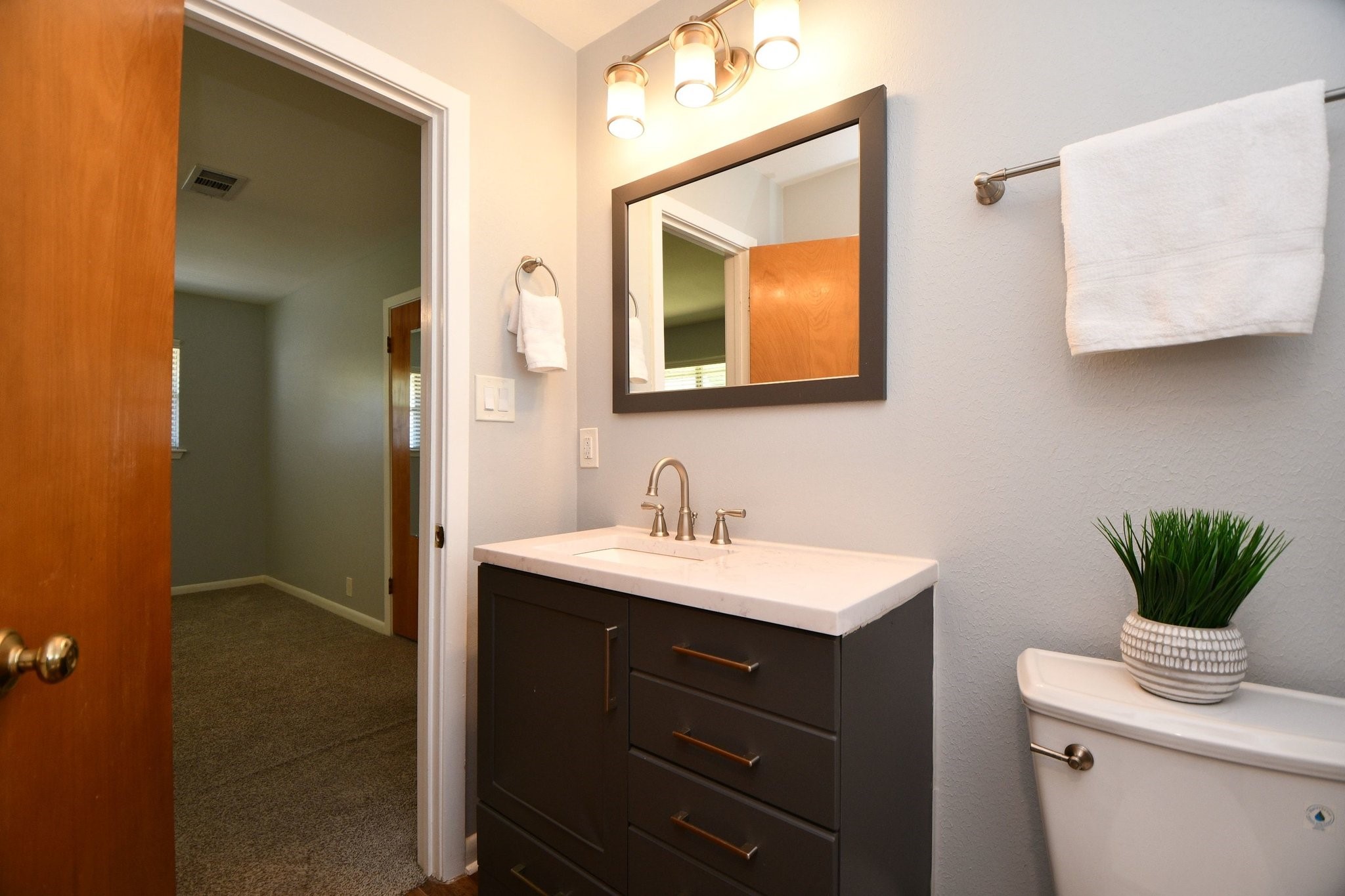 9006 Railton Street Property Photo 38