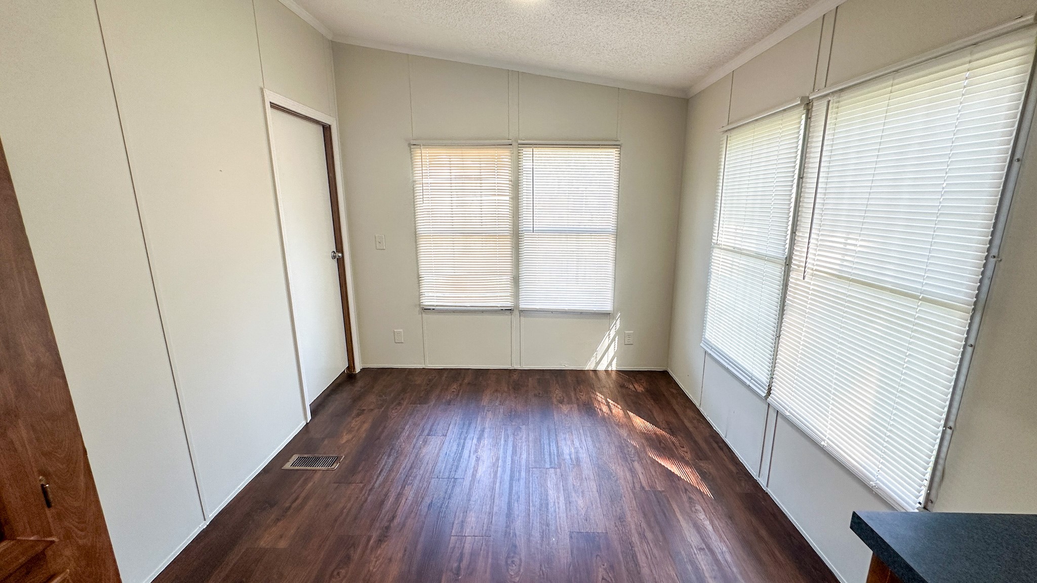 16487 Brittany Way Property Photo 11