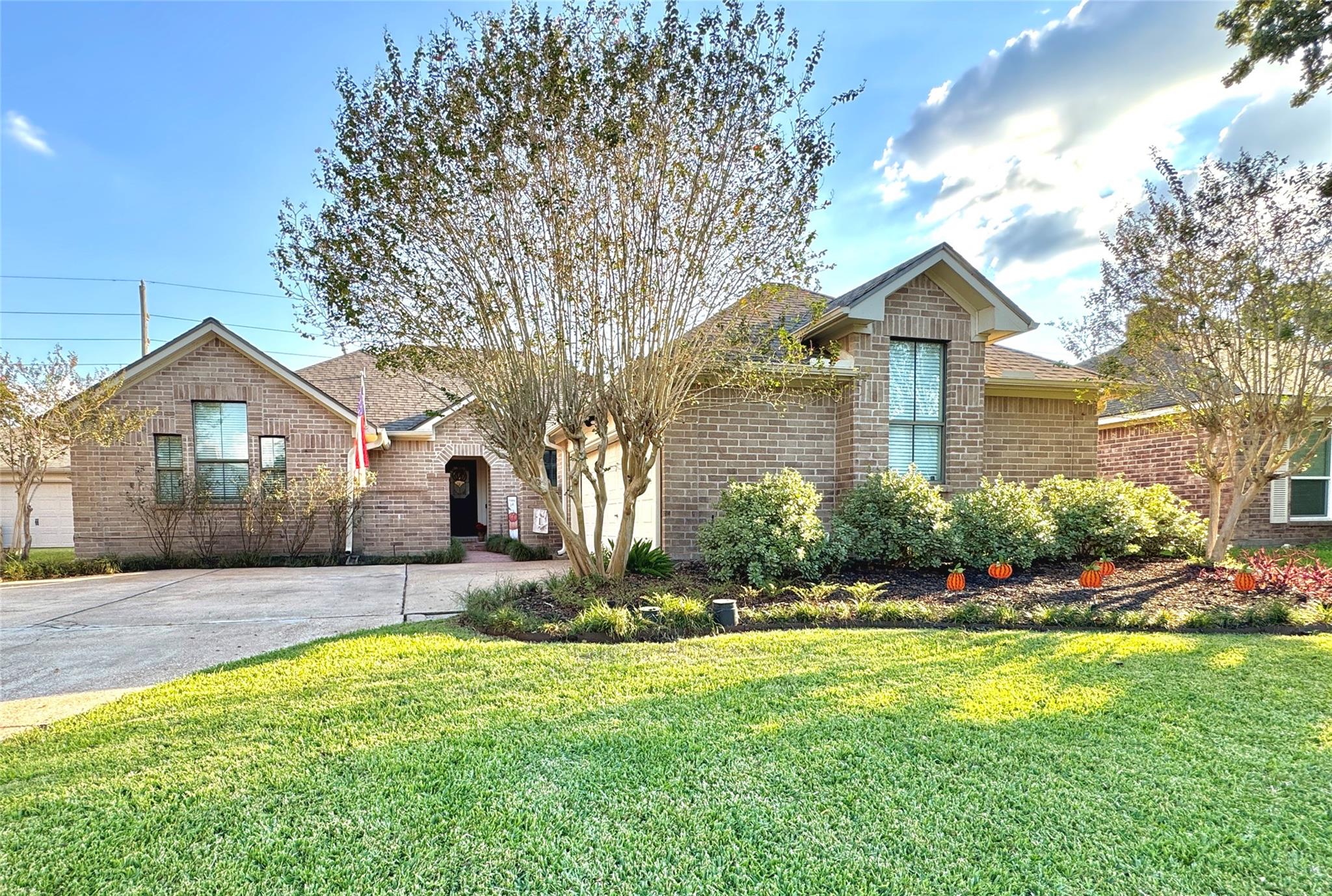 614 Mistycreek Drive, Richmond TX 77406 Property Photo 1