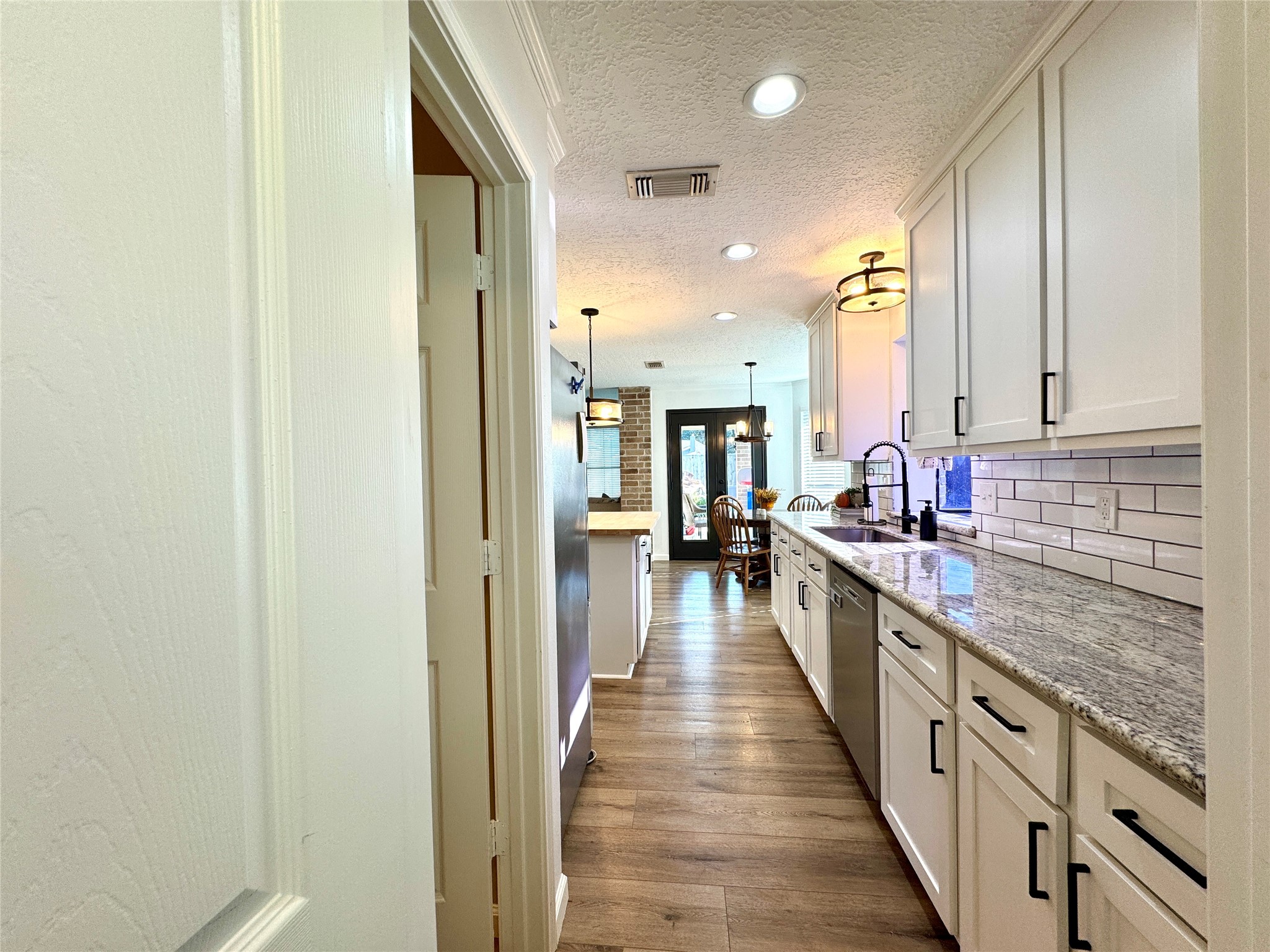614 Mistycreek Drive Property Photo 13