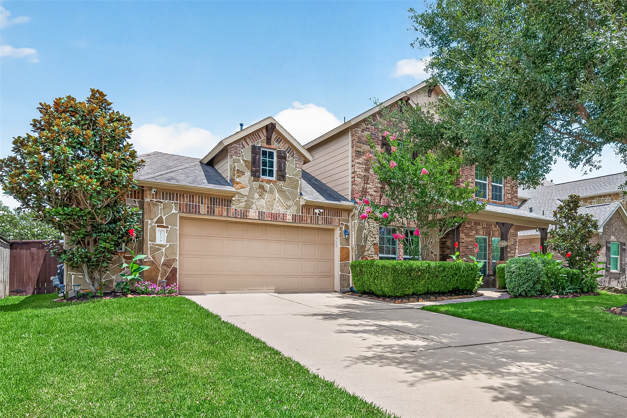 21334 Hawkley Drive Property Photo 3