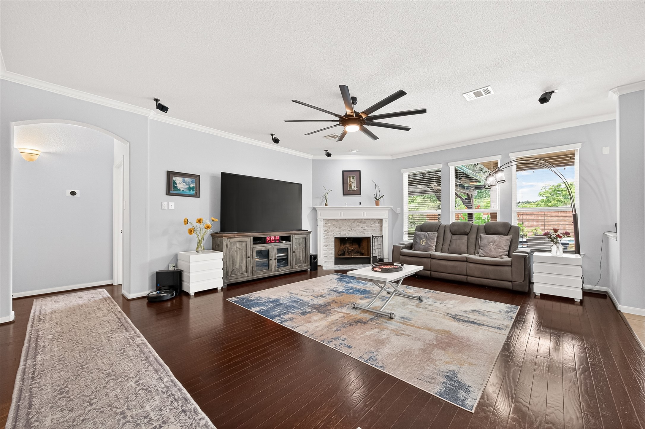 21334 Hawkley Drive Property Photo 14