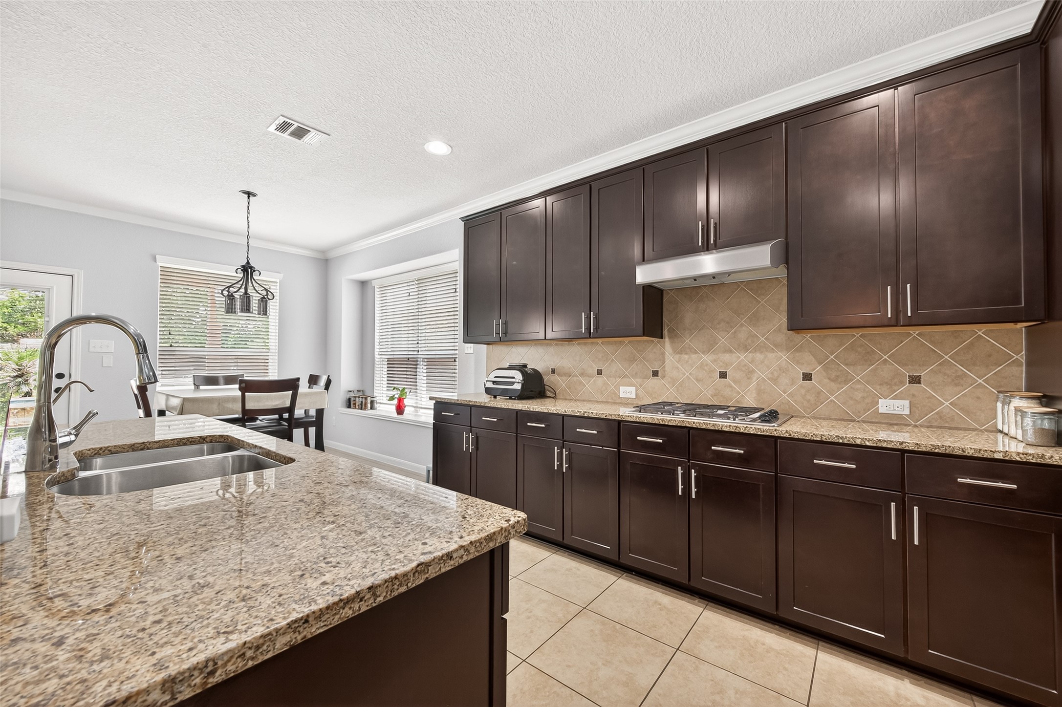 21334 Hawkley Drive Property Photo 18