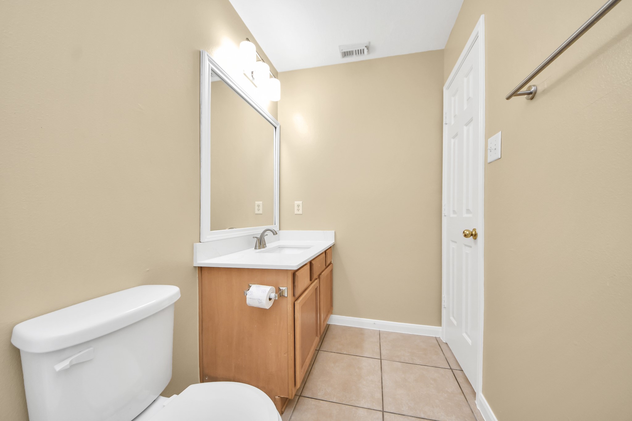 8431 Taraglen Court Property Photo 18