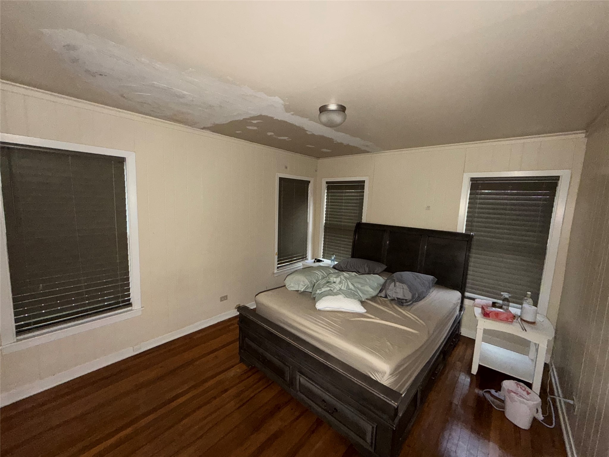 2406 Charleston Street Property Photo 4
