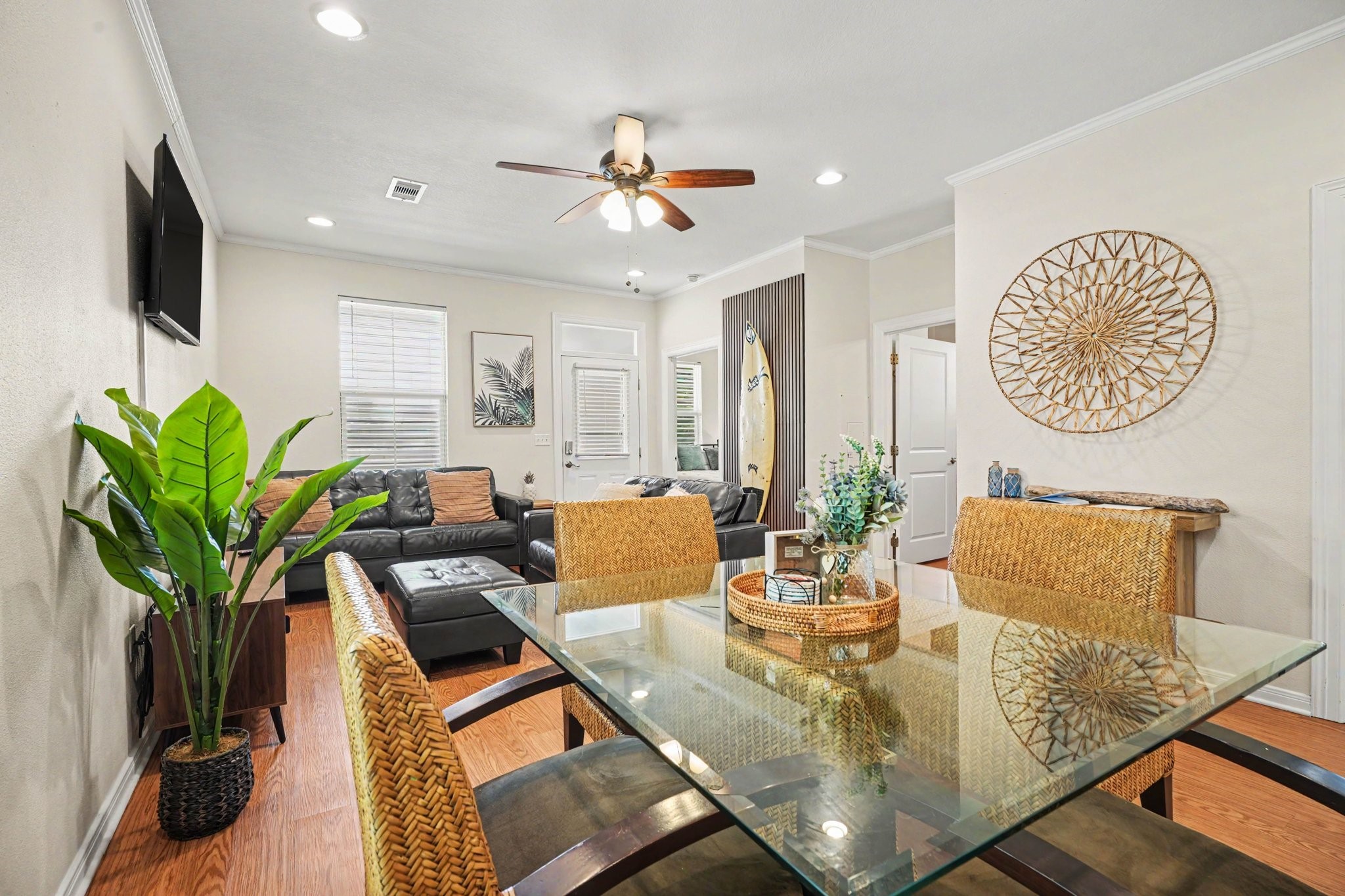 5323 Menard Avenue Property Photo 4