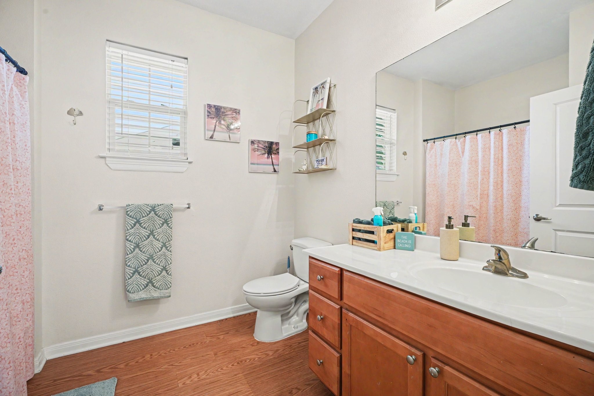 5323 Menard Avenue Property Photo 13