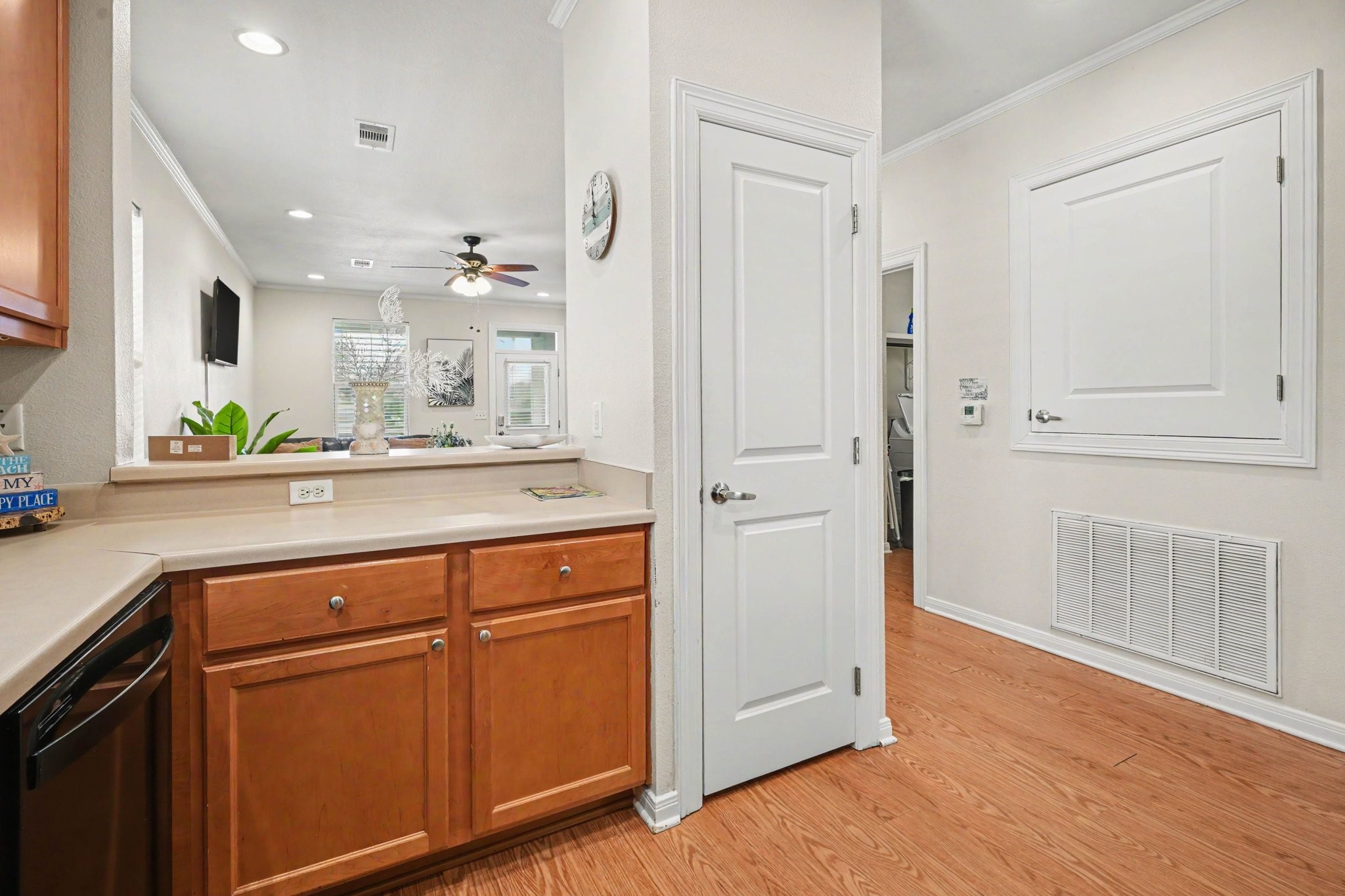 5323 Menard Avenue Property Photo 17