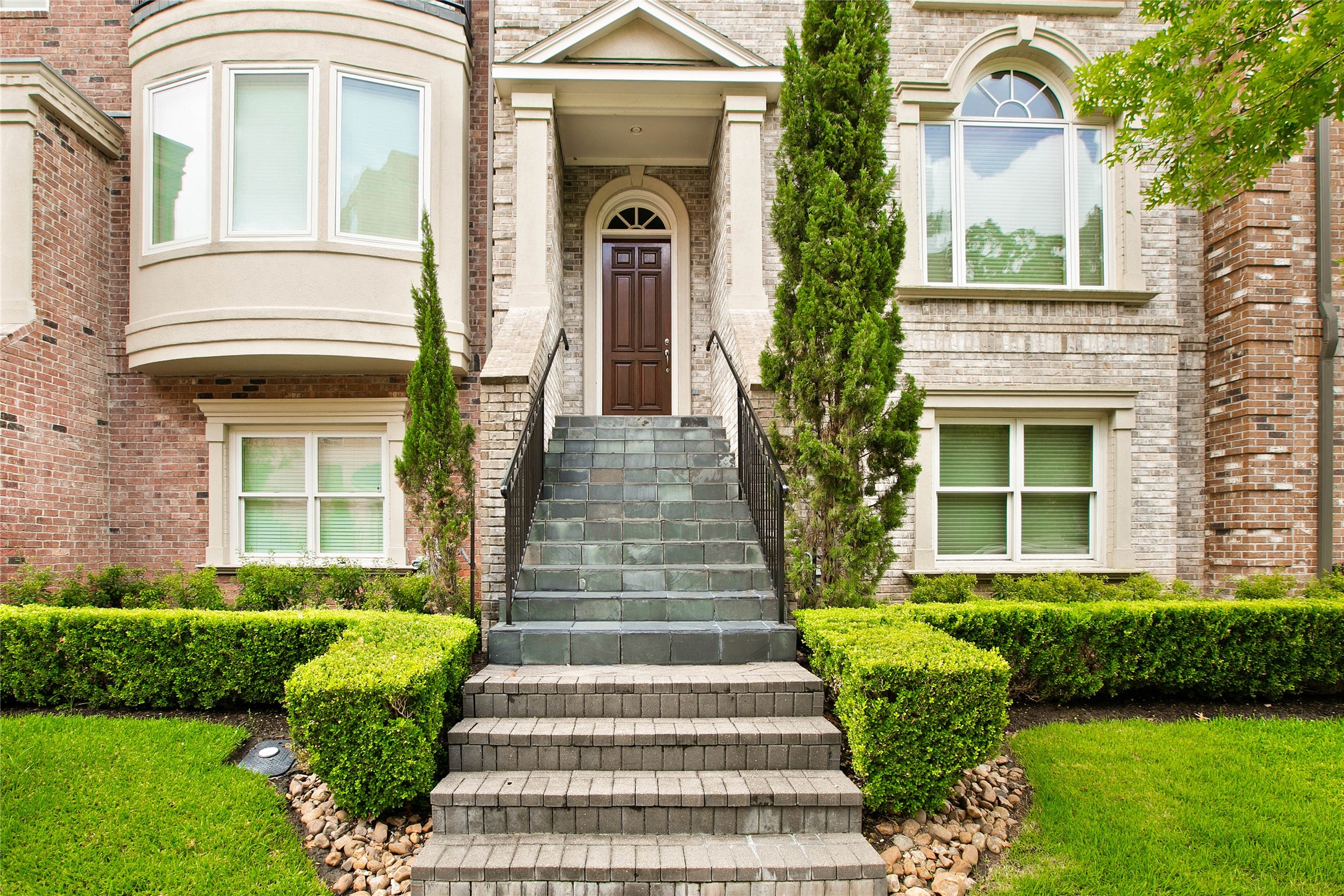 4 Waterway Court Property Photo 1