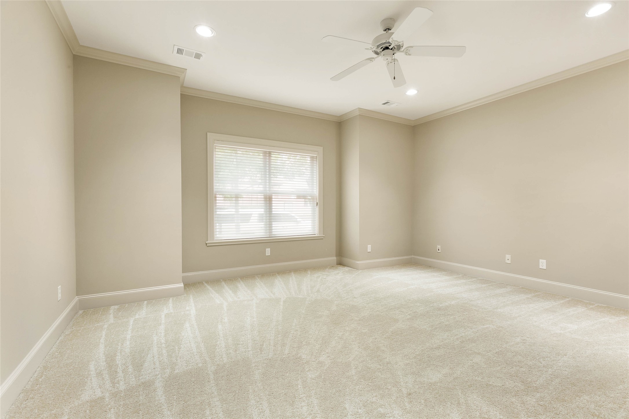 4 Waterway Court Property Photo 27
