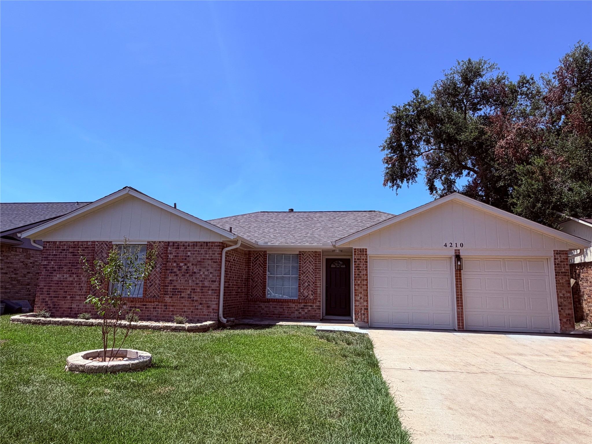 4210 Steep Rock Drive Property Photo 1