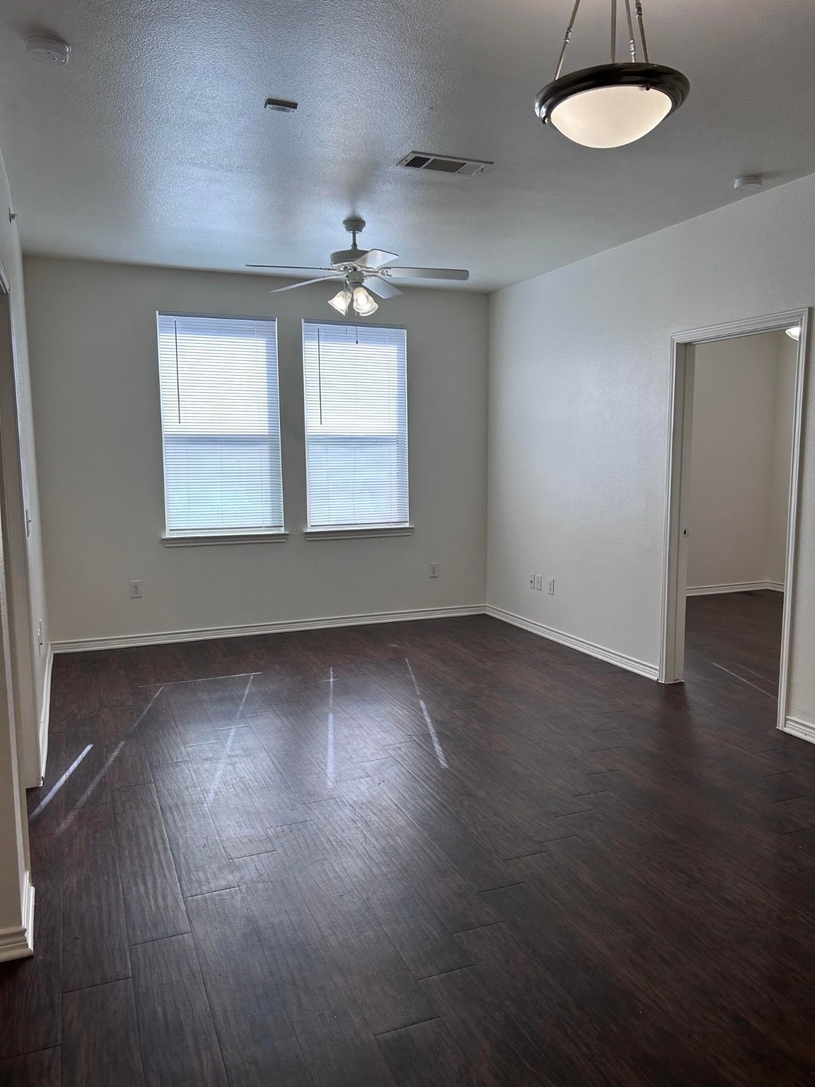 703 N San Marcos St Property Photo 14