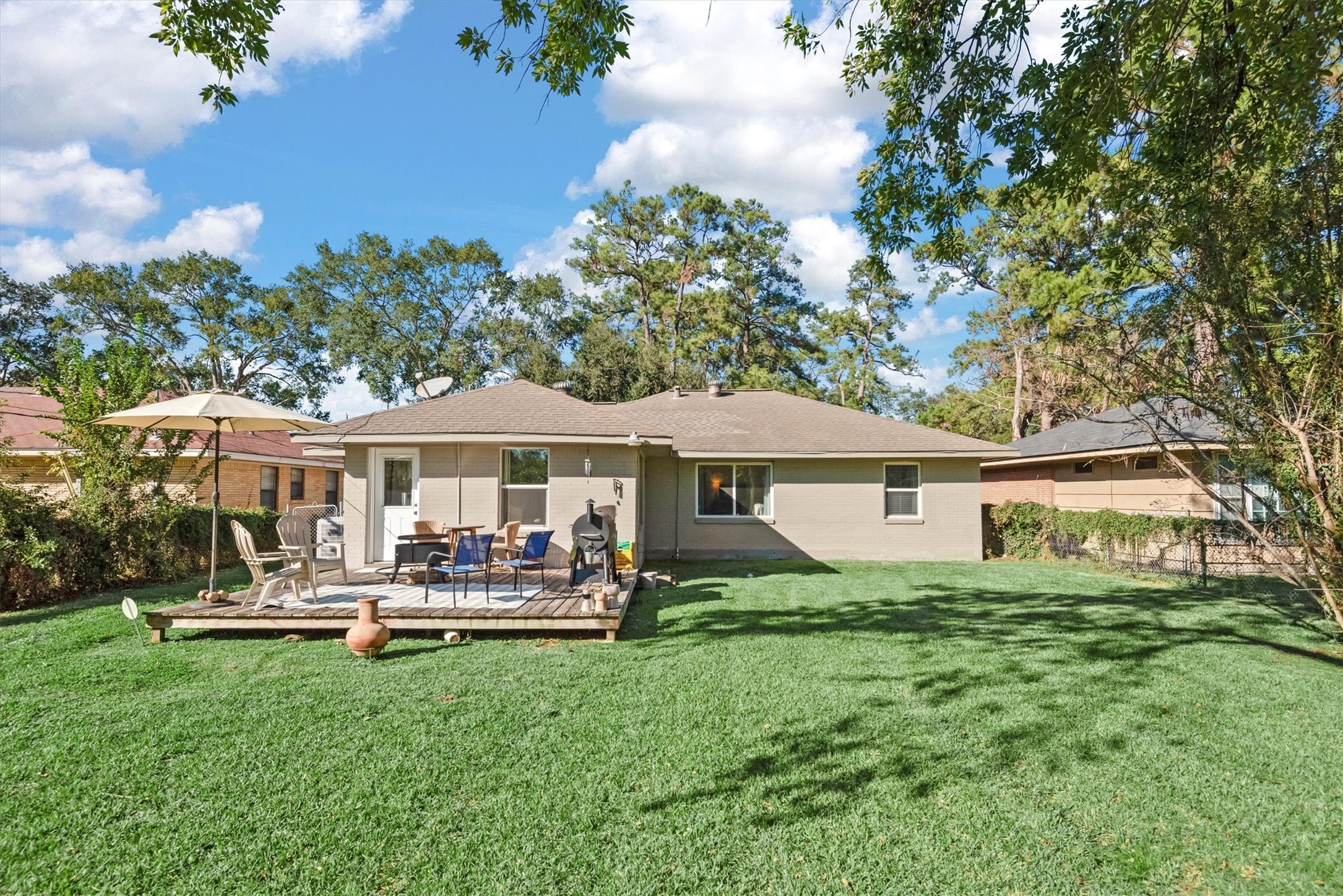 2023 Woodcrest Drive Property Photo 25