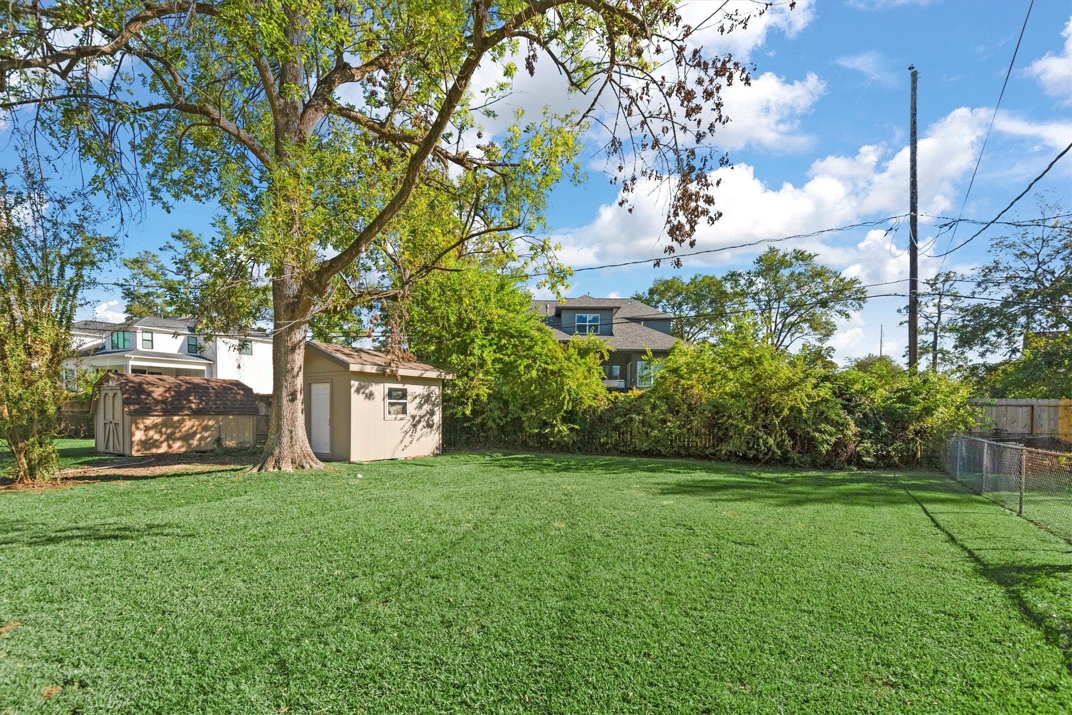 2023 Woodcrest Drive Property Photo 27