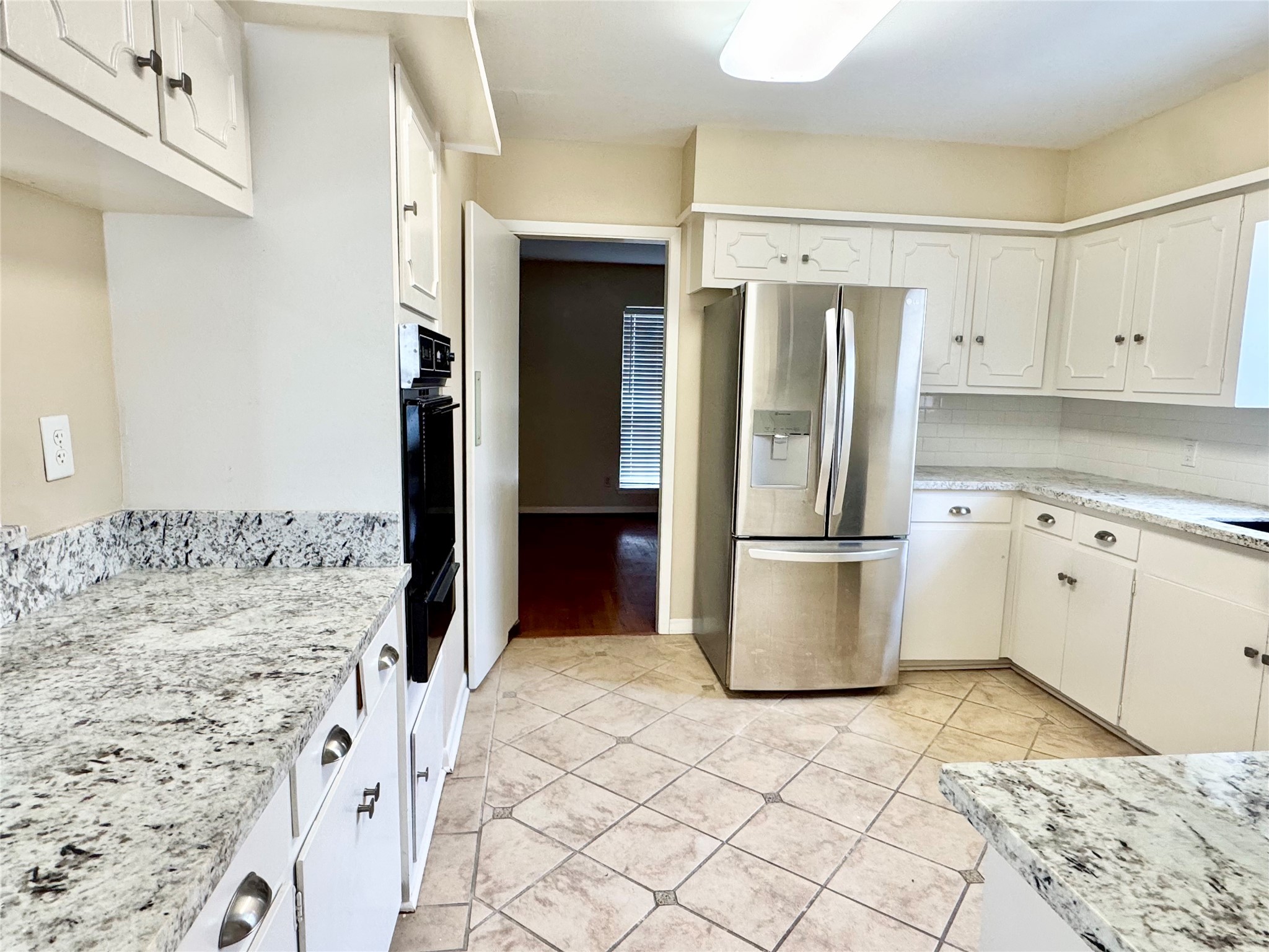 8218 Edgemoor Drive Property Photo 14