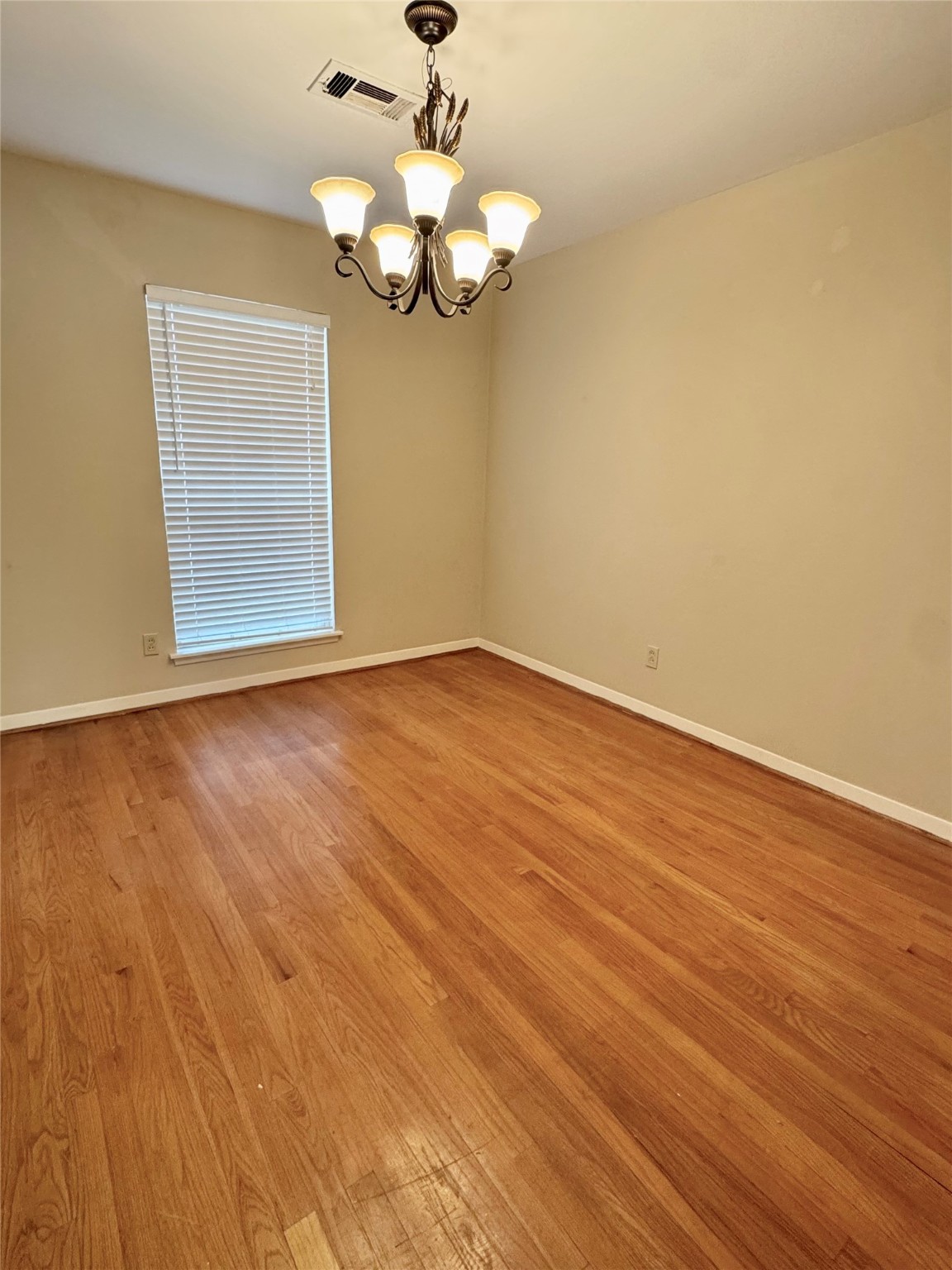 8218 Edgemoor Drive Property Photo 19