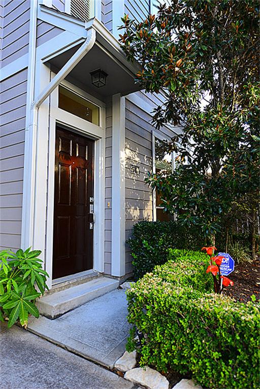 1534 Sutton Street Property Photo 2