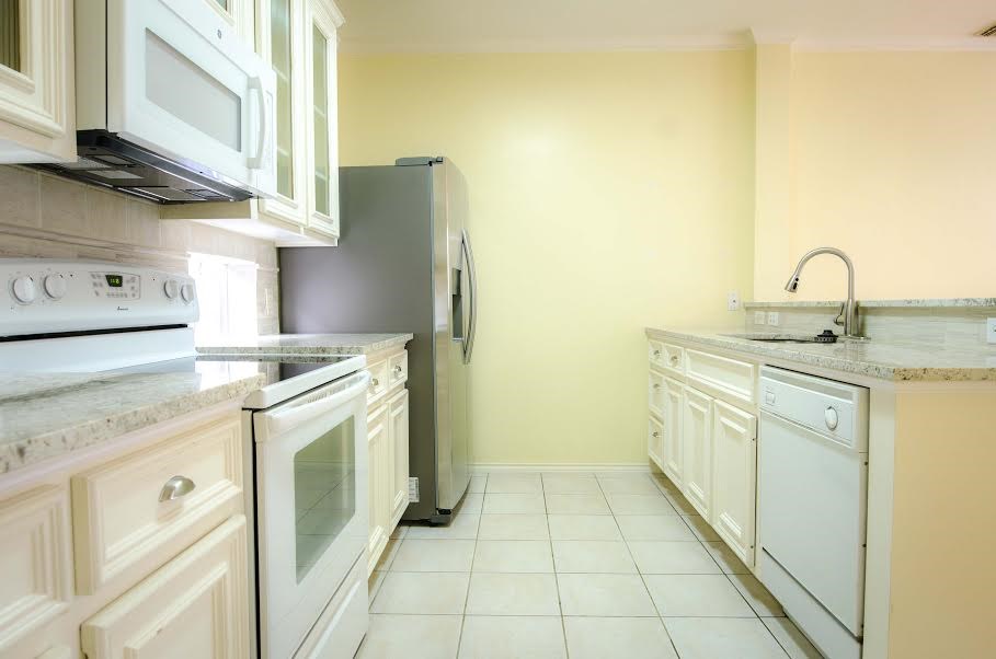 1534 Sutton Street Property Photo 7