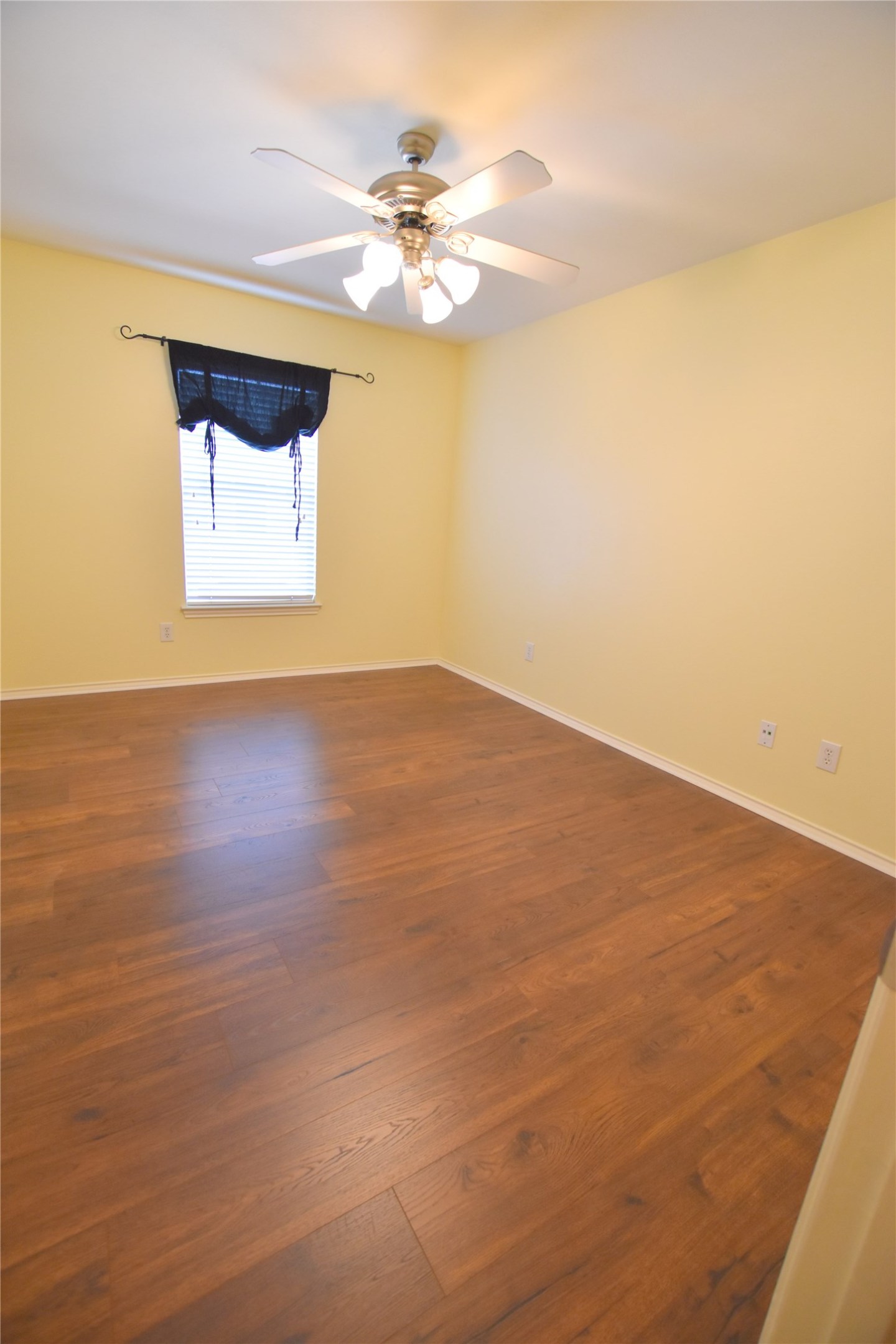 1534 Sutton Street Property Photo 14