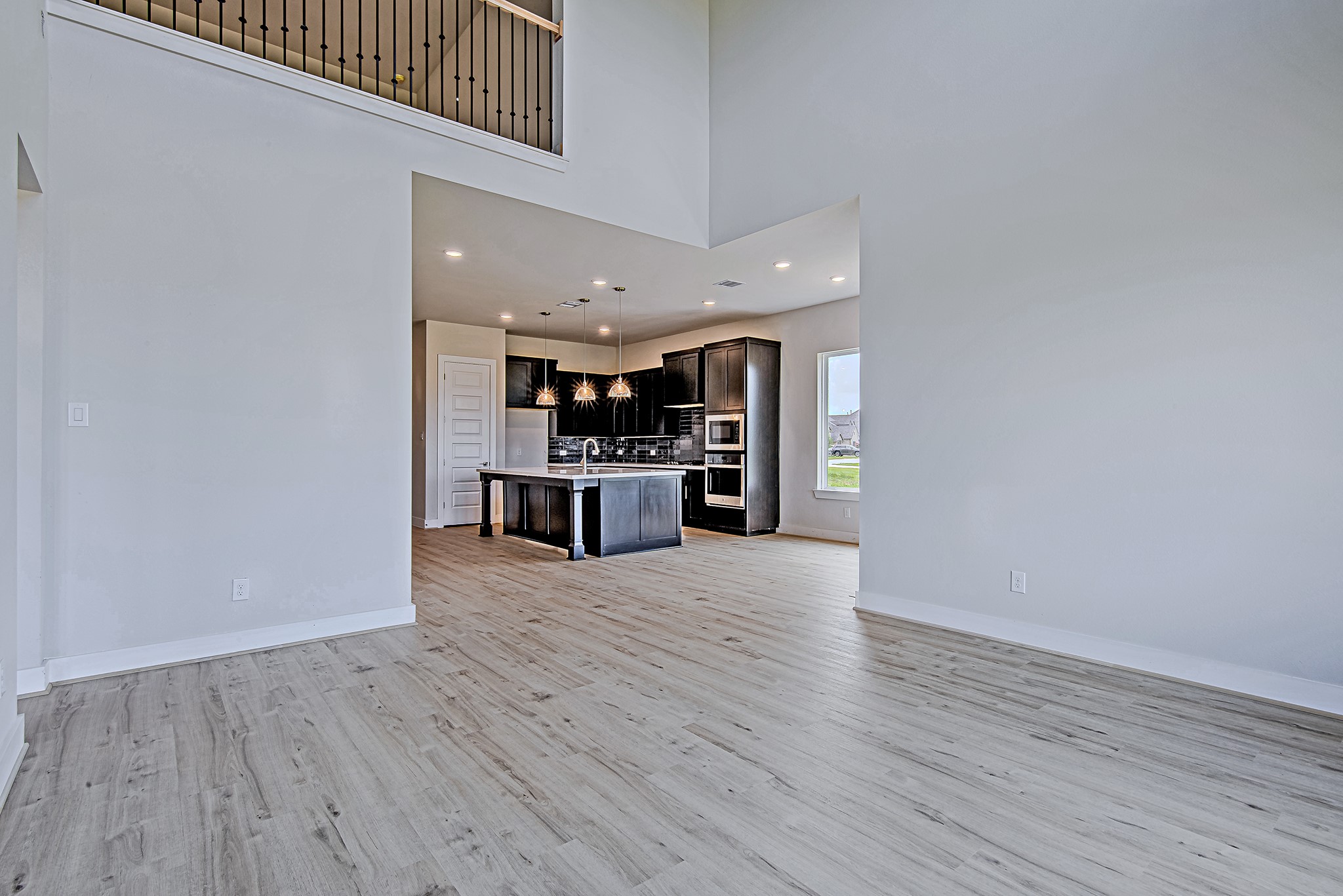 177 Peninsula Point Drive Property Photo 14