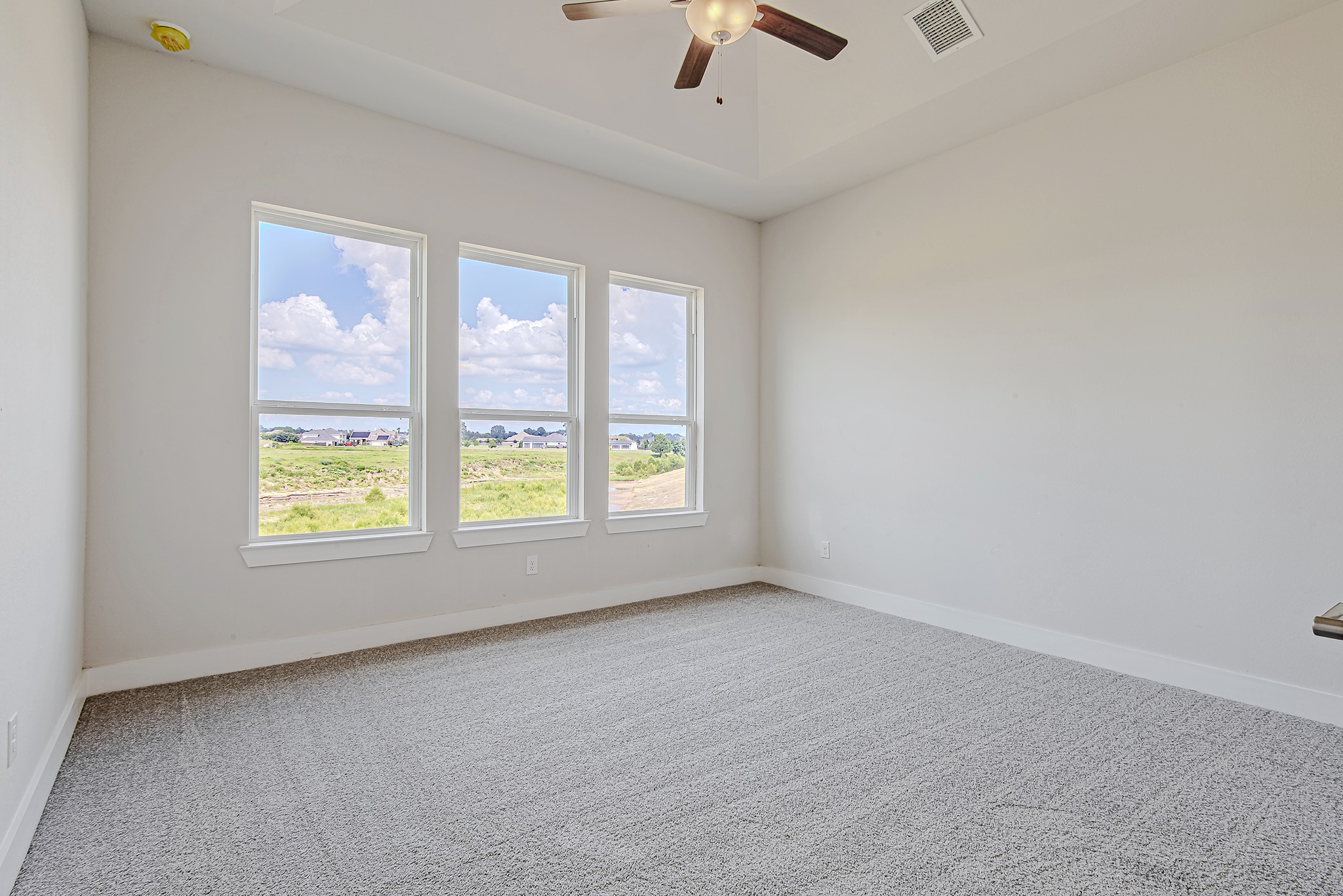 177 Peninsula Point Drive Property Photo 15