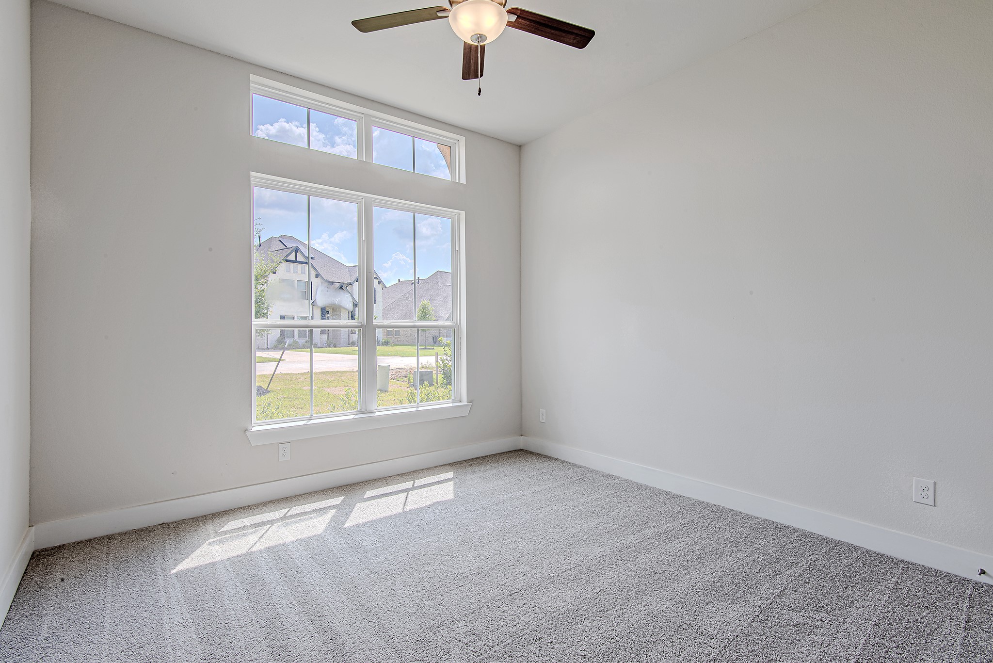177 Peninsula Point Drive Property Photo 23