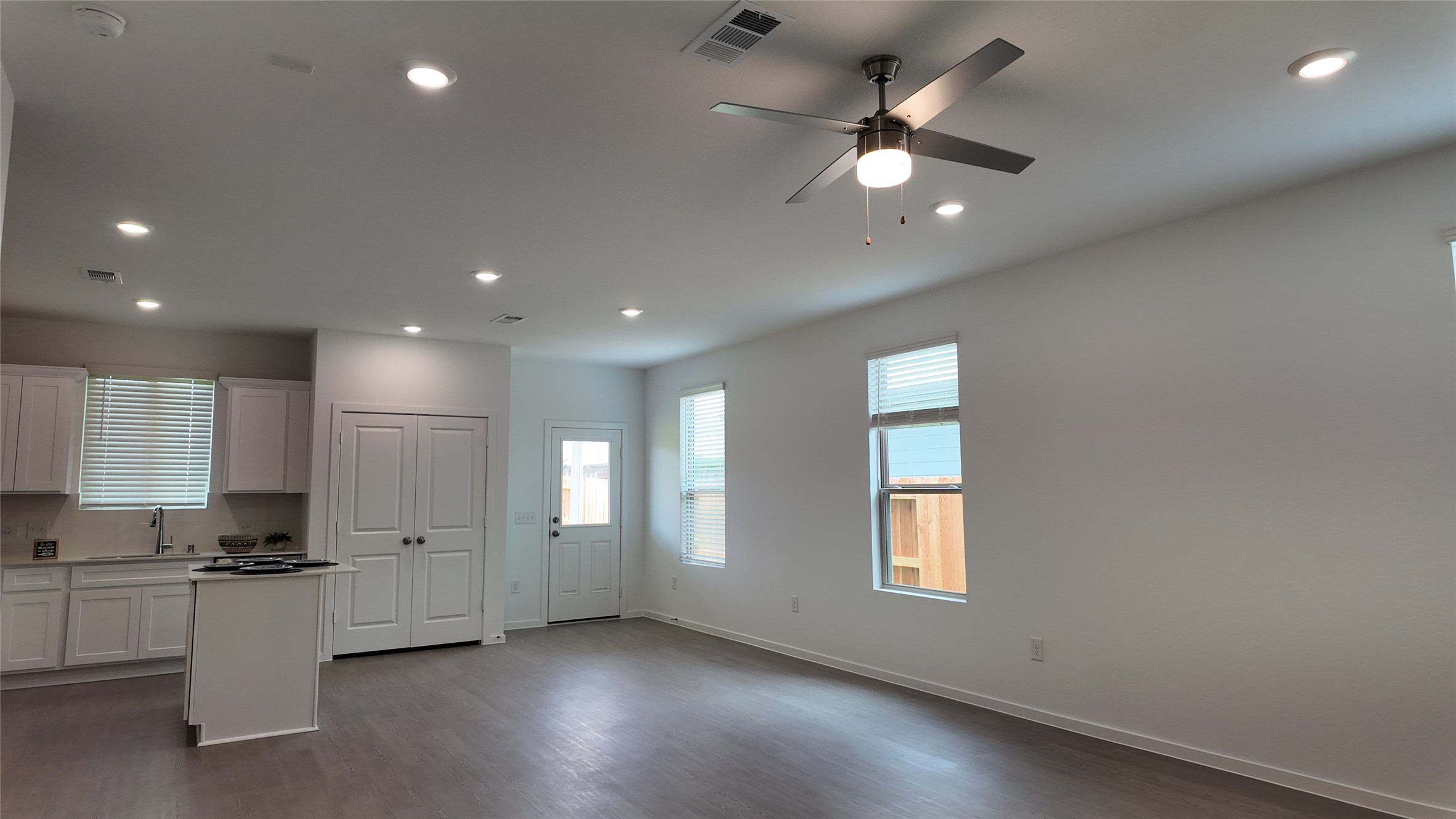 15035 Rustic Moon Road Property Photo 4