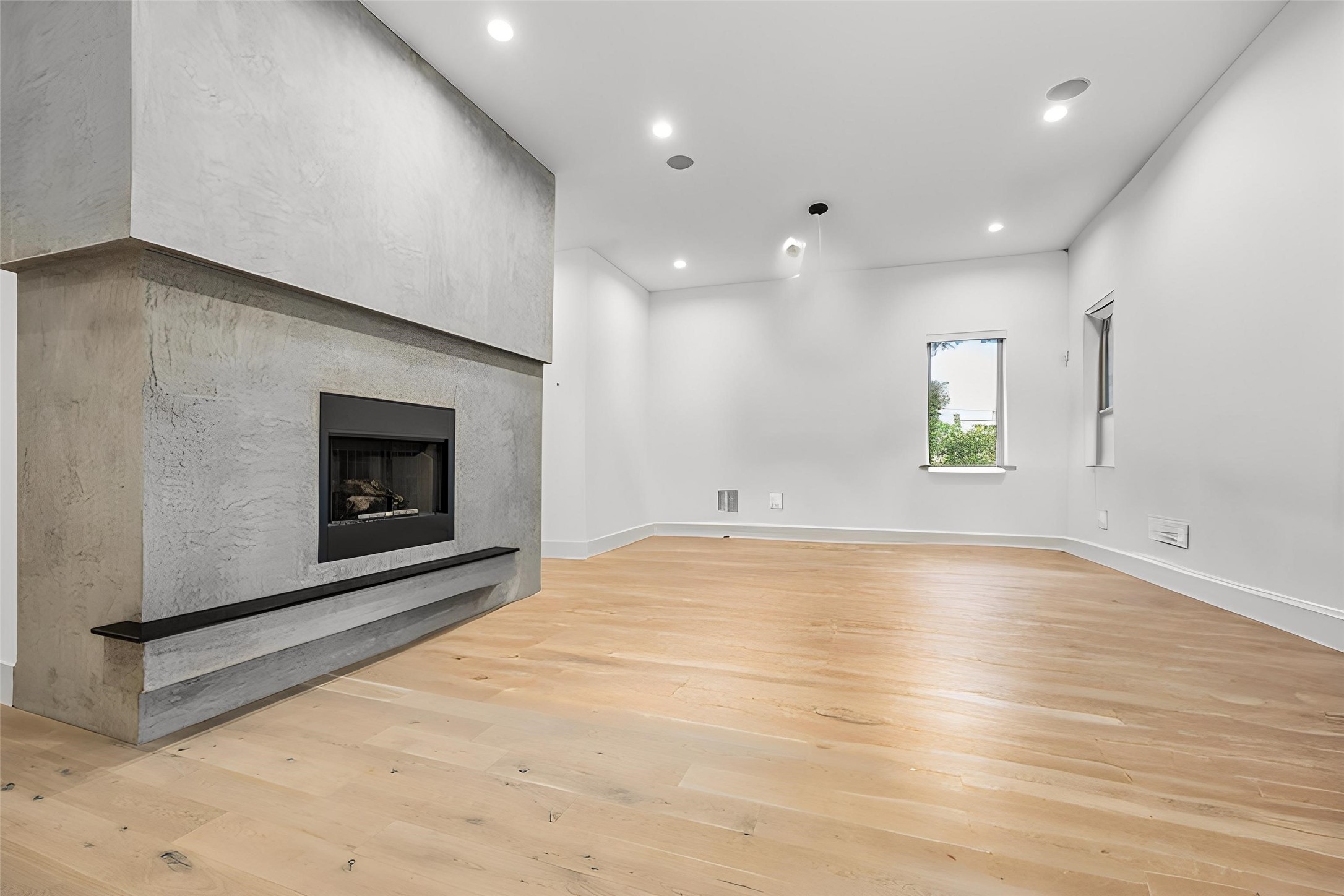 1601 Pine Chase Drive Property Photo 6