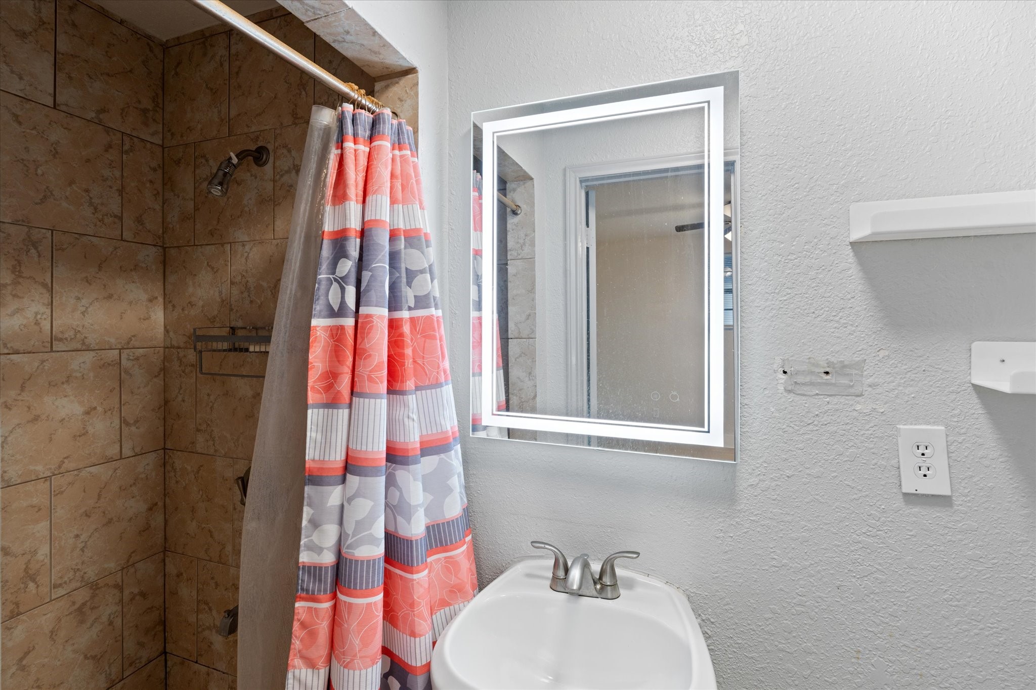 2910 San Augustine Avenue Property Photo 3