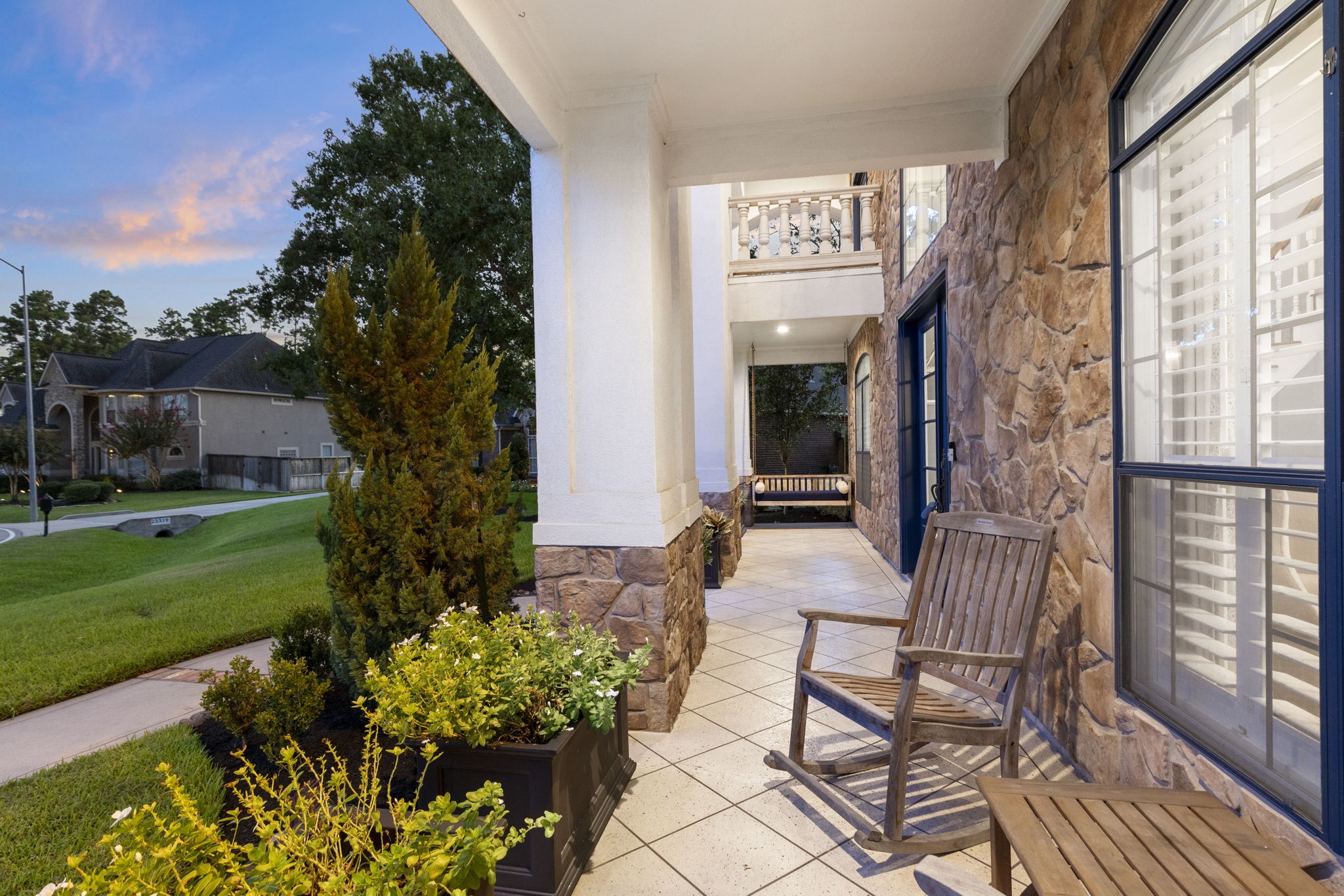 25322 Piney Bend Court Property Photo 5