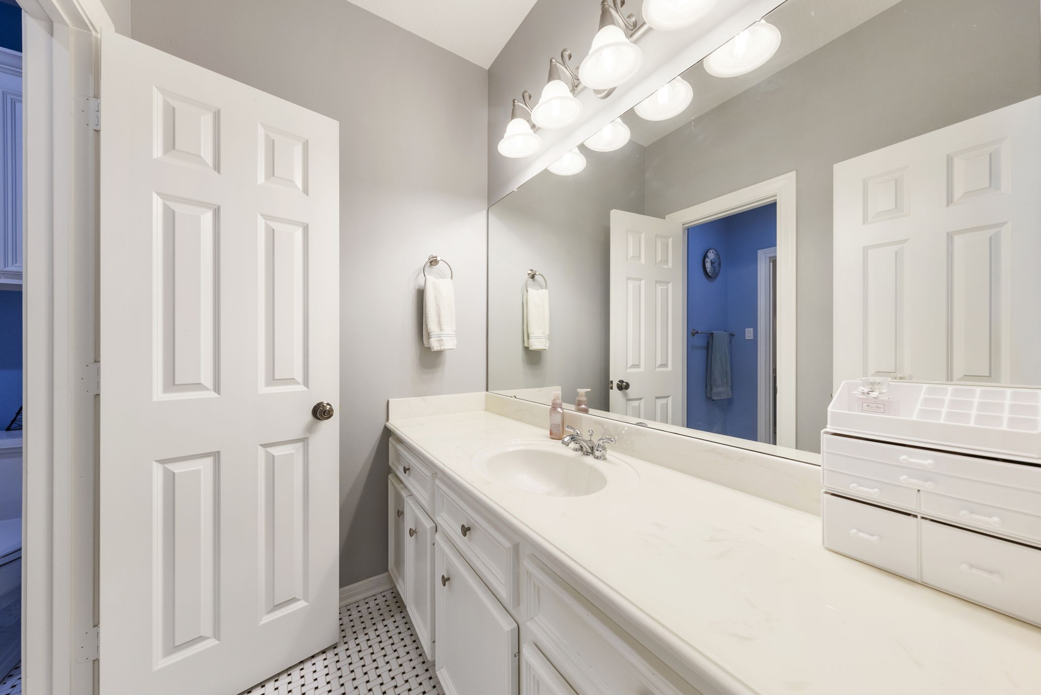 25322 Piney Bend Court Property Photo 25