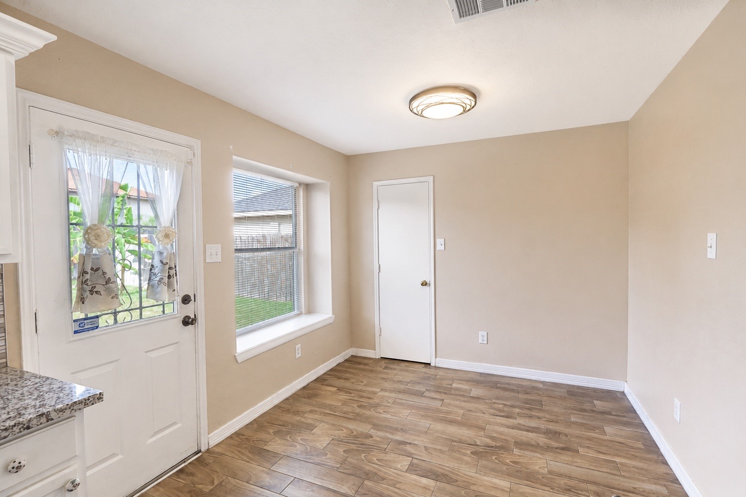 4931 Steel Meadows Lane Property Photo 10