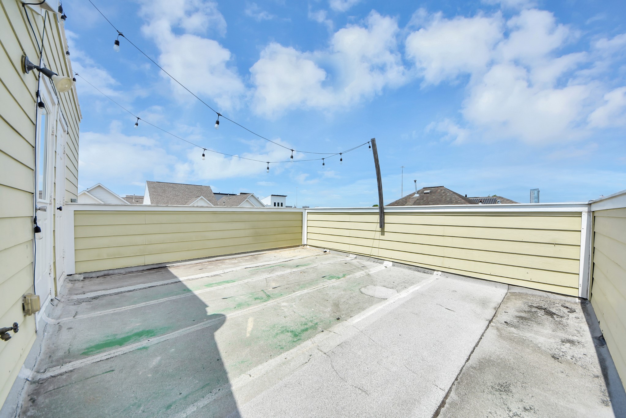 2119 Stuart Street Property Photo 2