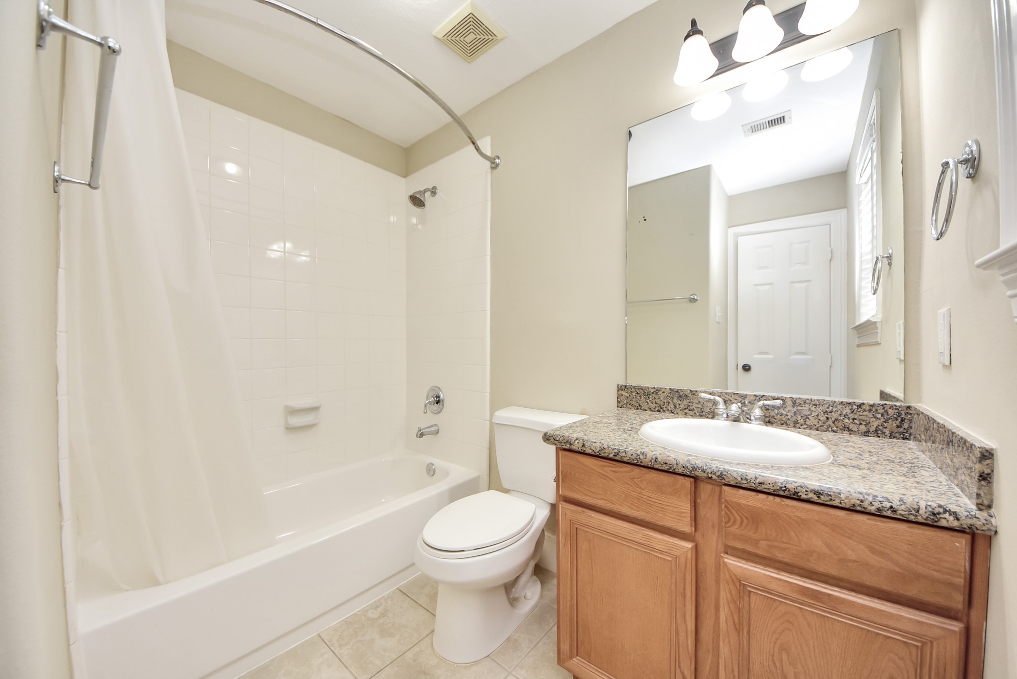 2119 Stuart Street Property Photo 8