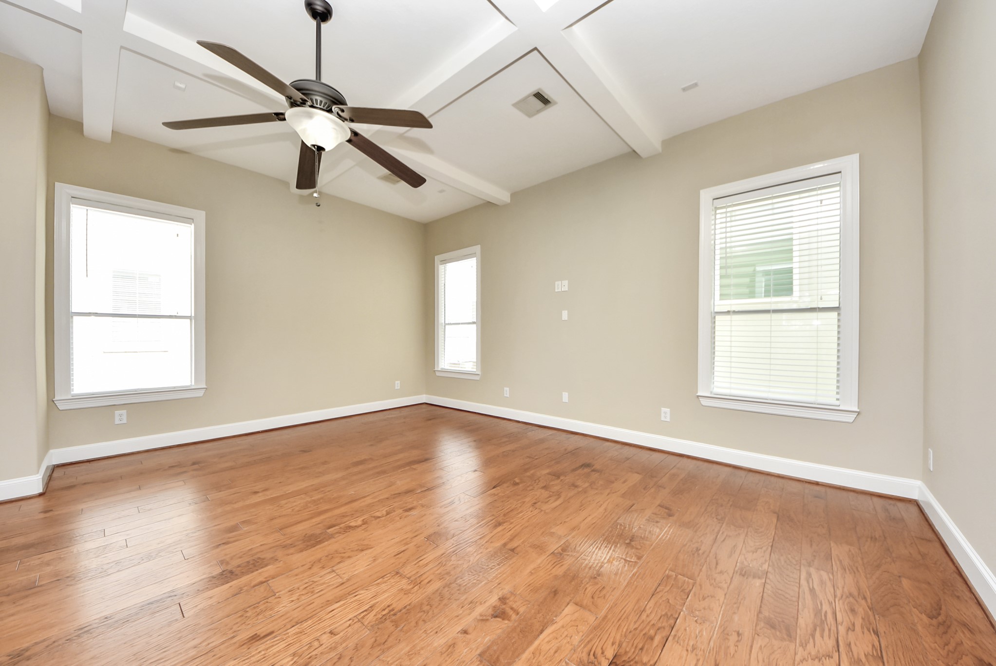 2119 Stuart Street Property Photo 18