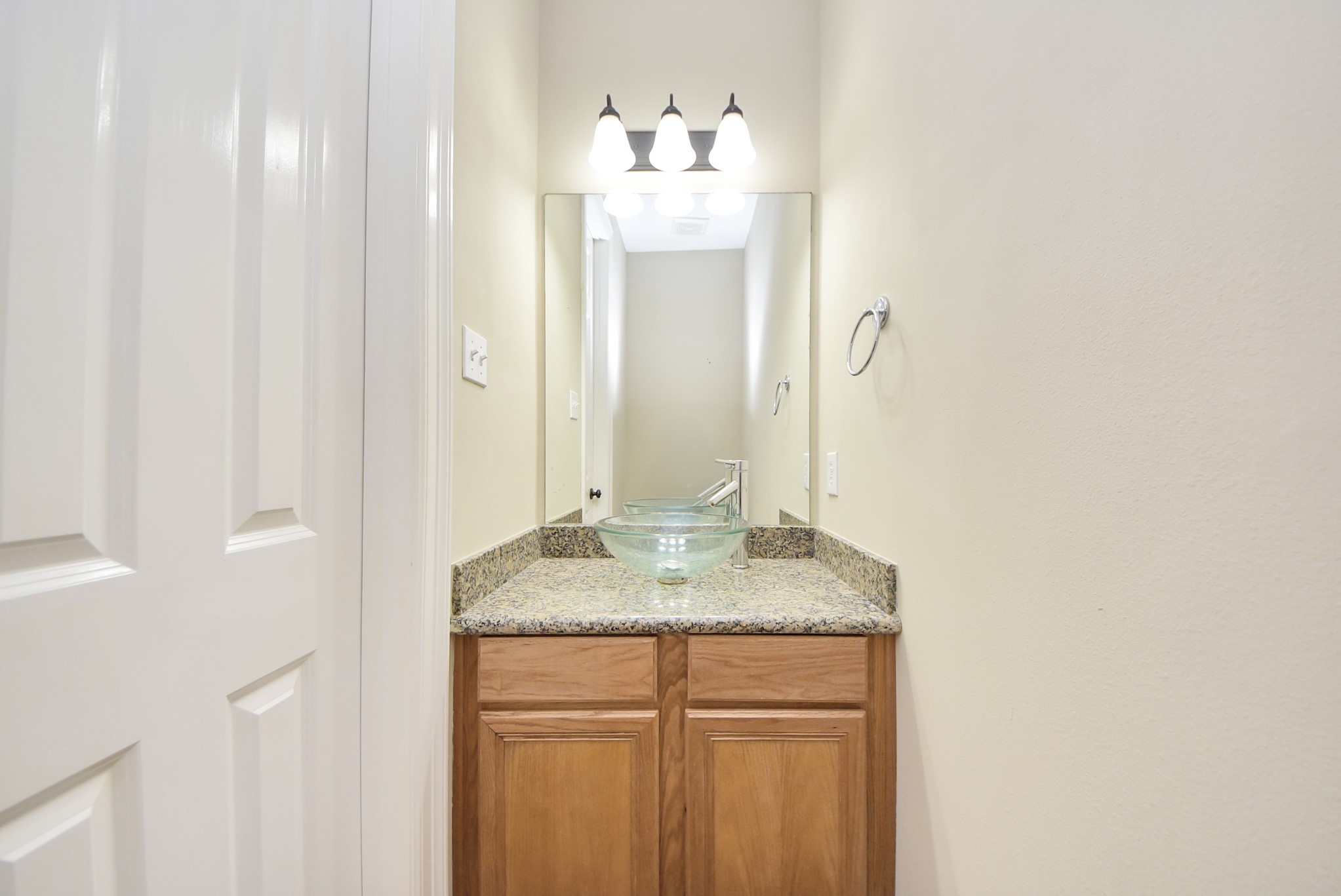 2119 Stuart Street Property Photo 22