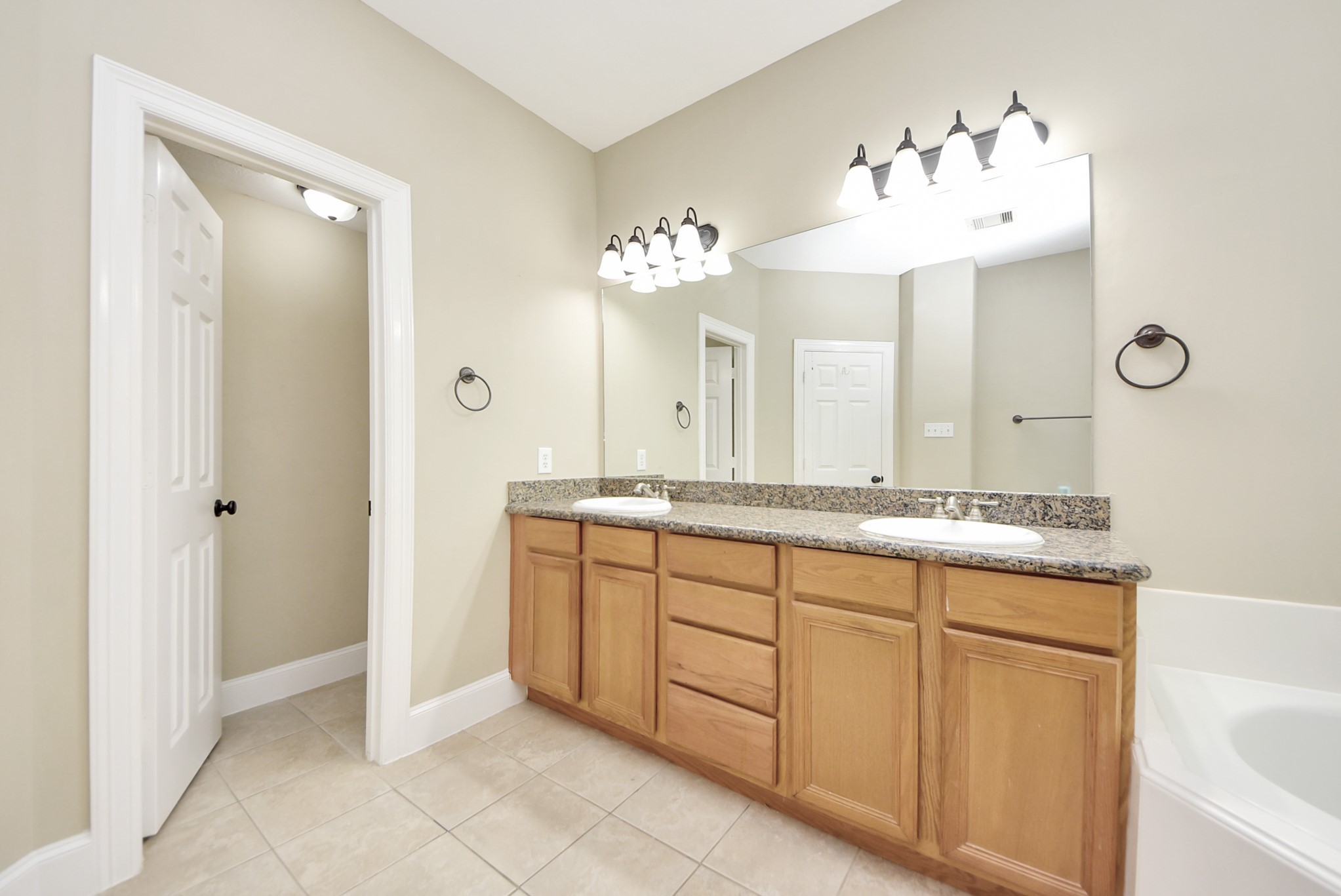 2119 Stuart Street Property Photo 28