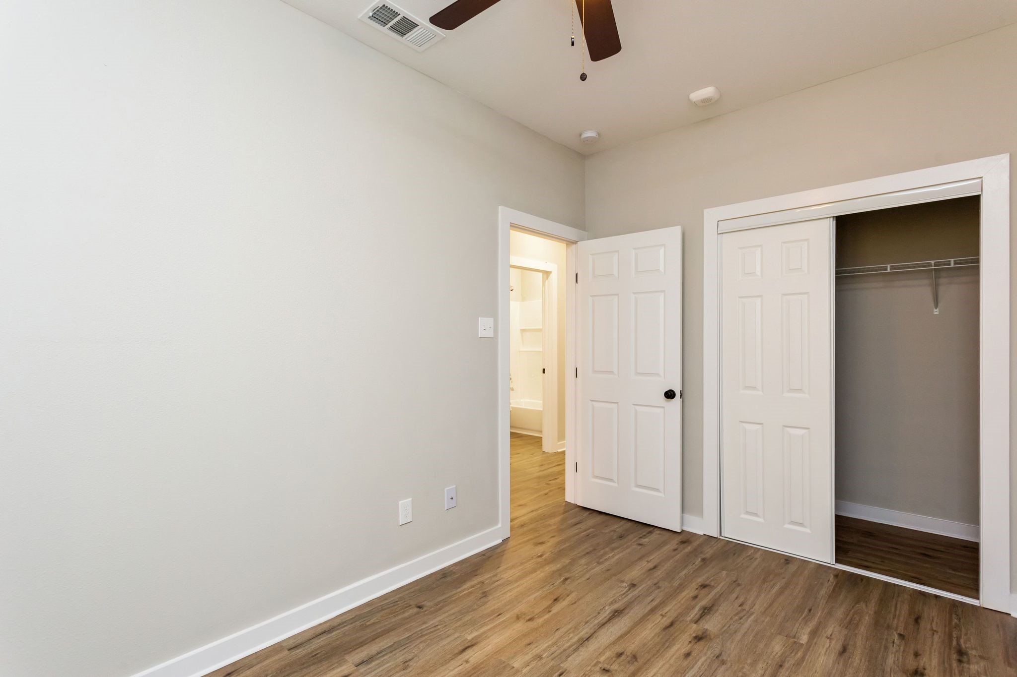 10317 Lake Road 12b Property Photo 11