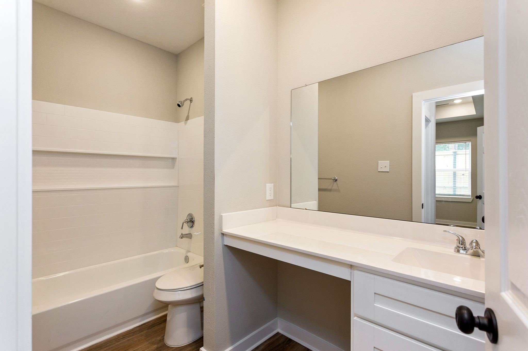 10317 Lake Road 12b Property Photo 17