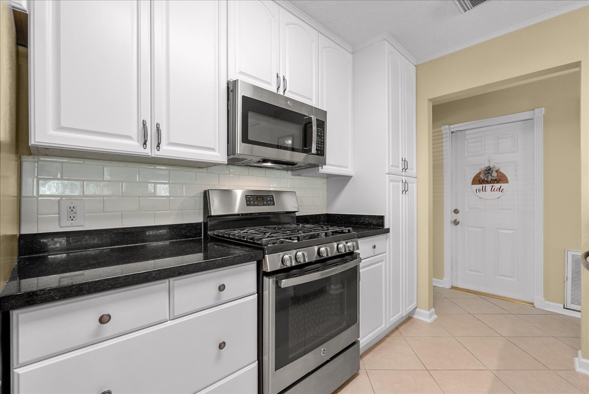 5207 Harbor Light Drive Property Photo 18