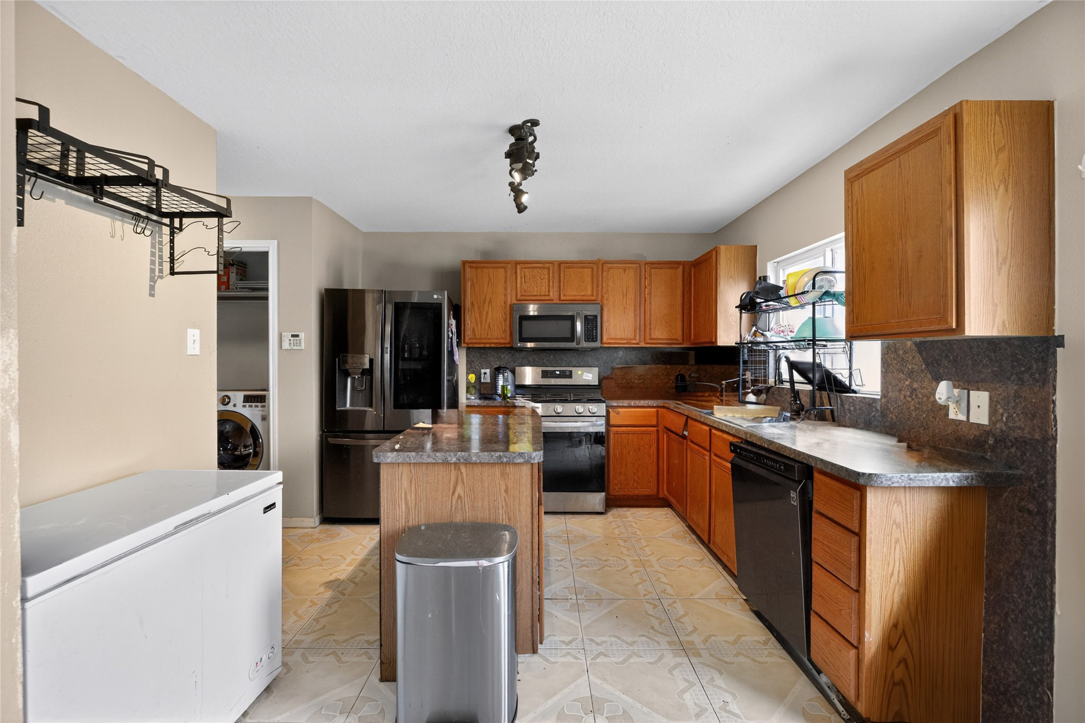 16916 Tableland Trail Property Photo 2