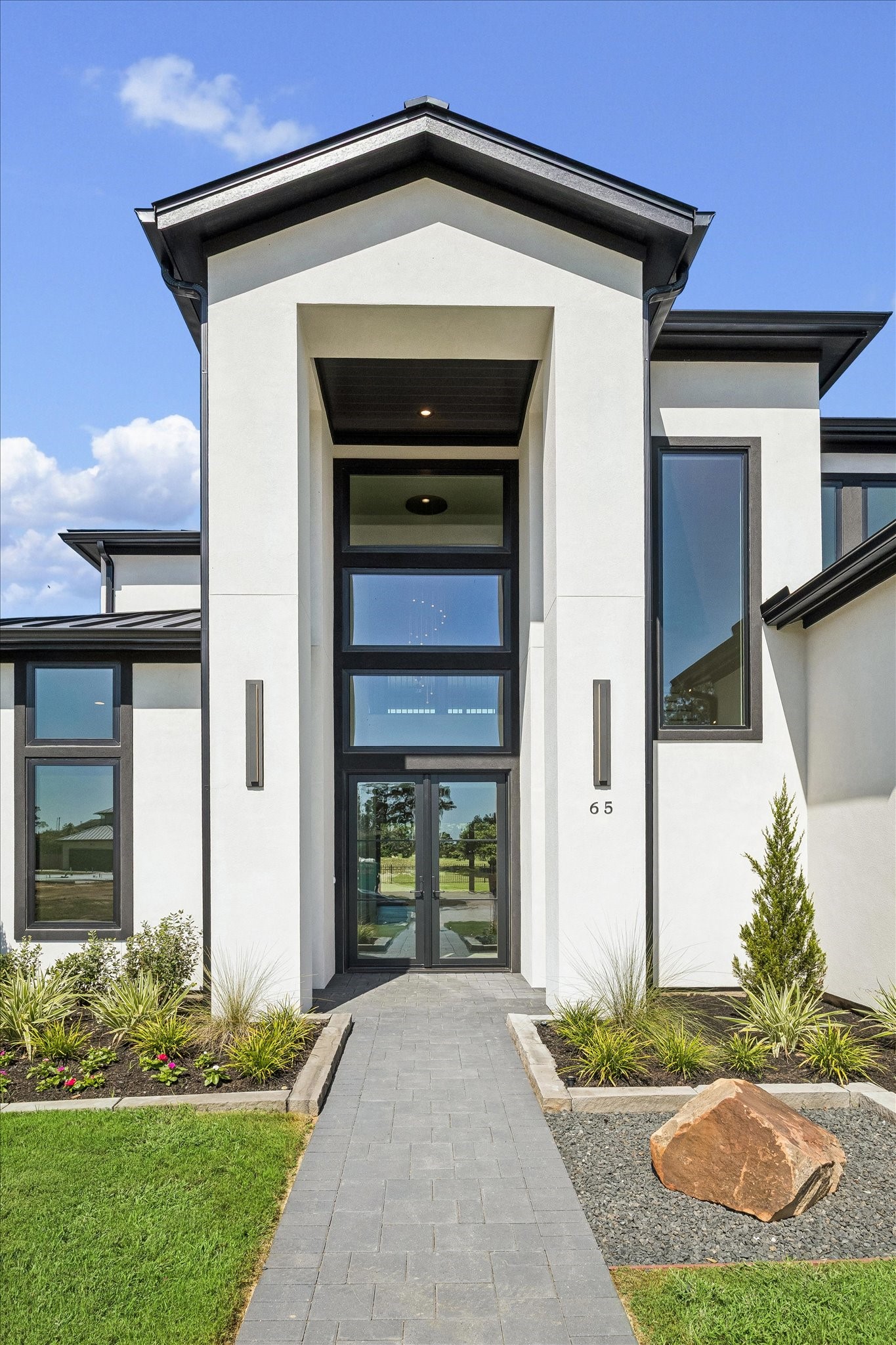 65 Shadow Creek Ridge Drive Property Photo 2